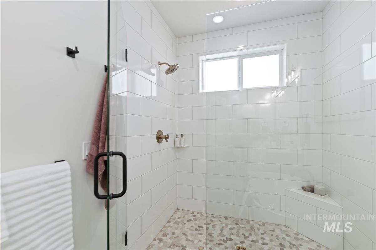 15293 Juniperwood Dr Property Photo 20