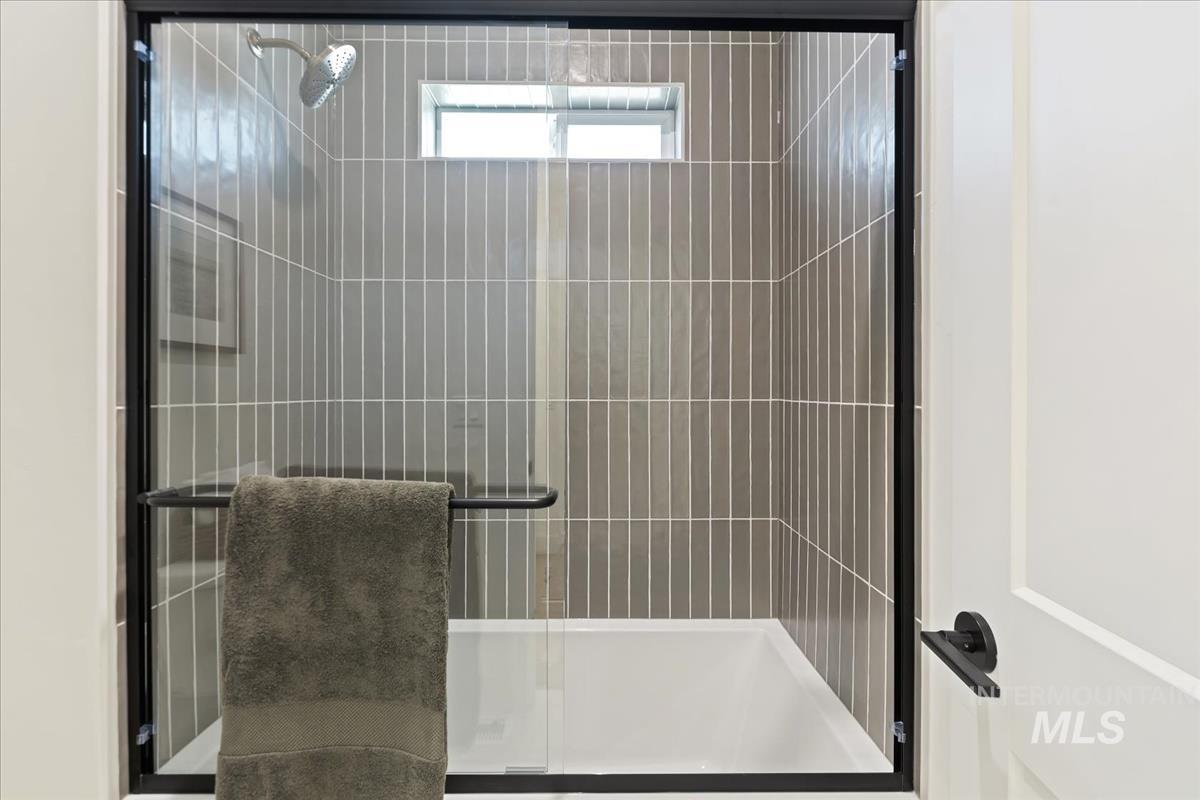 15293 Juniperwood Dr Property Photo 22