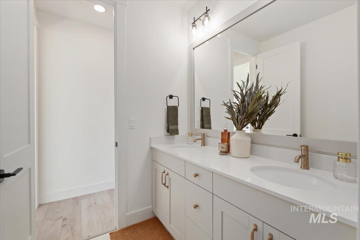 15293 Juniperwood Dr Property Photo 37