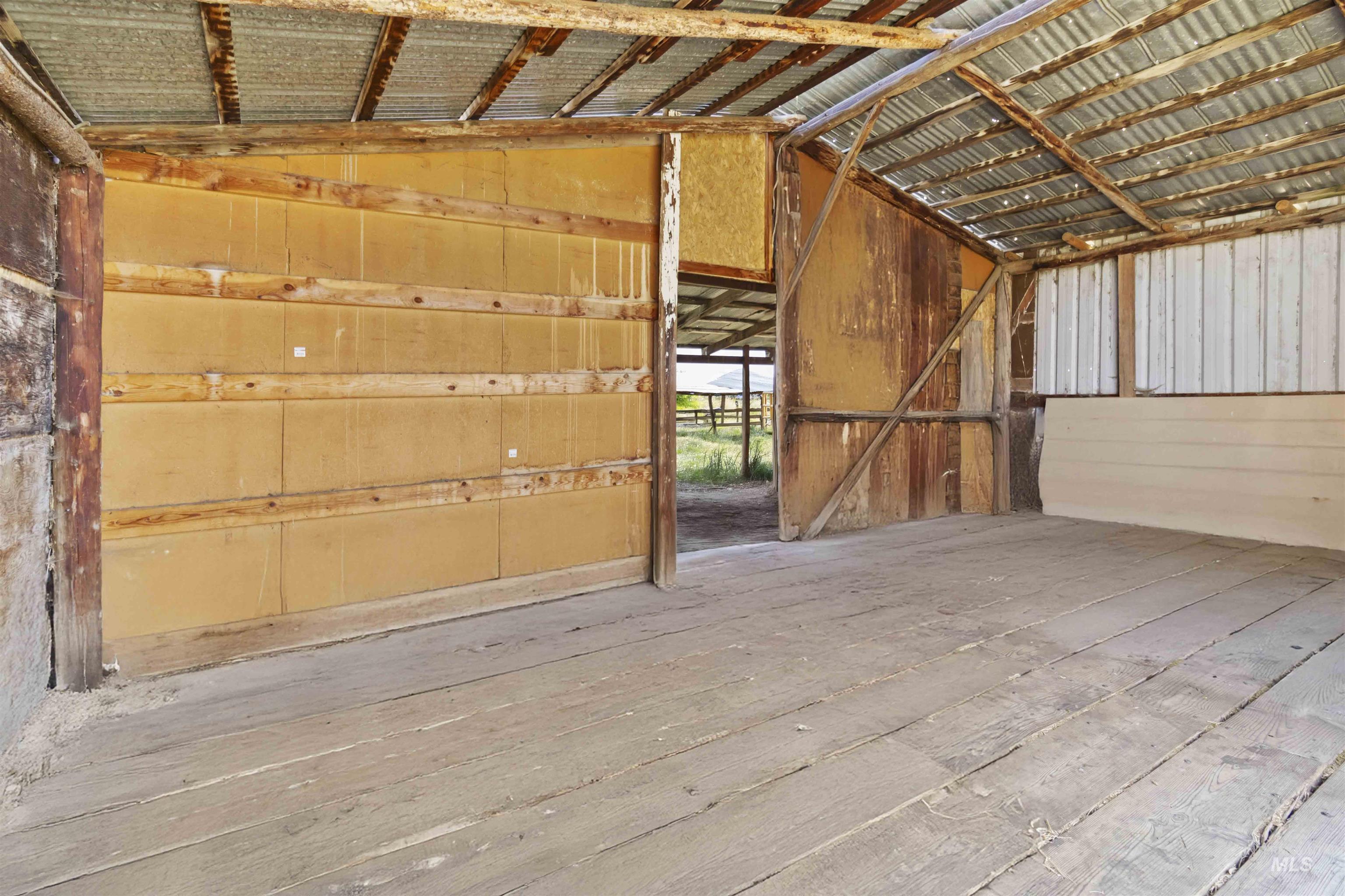 888 County Road 70 Property Photo 5