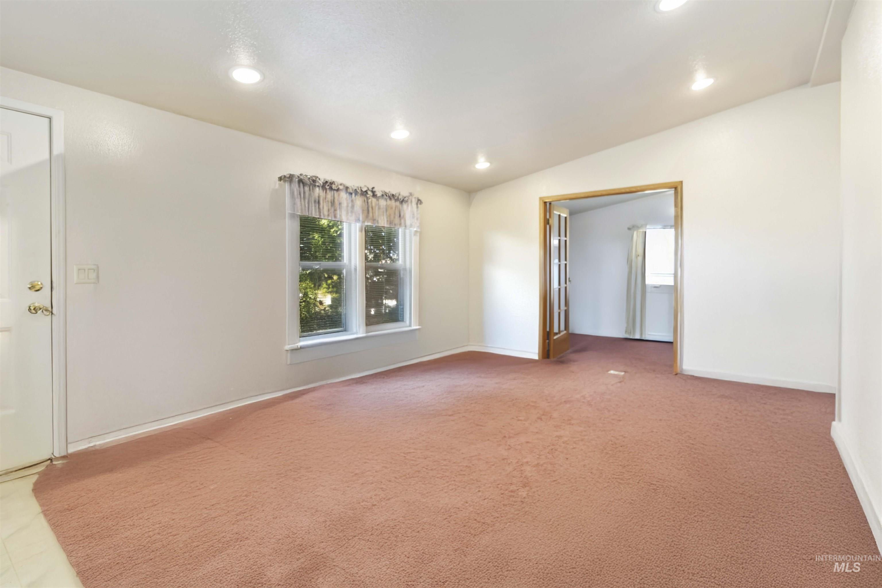 888 County Road 70 Property Photo 8