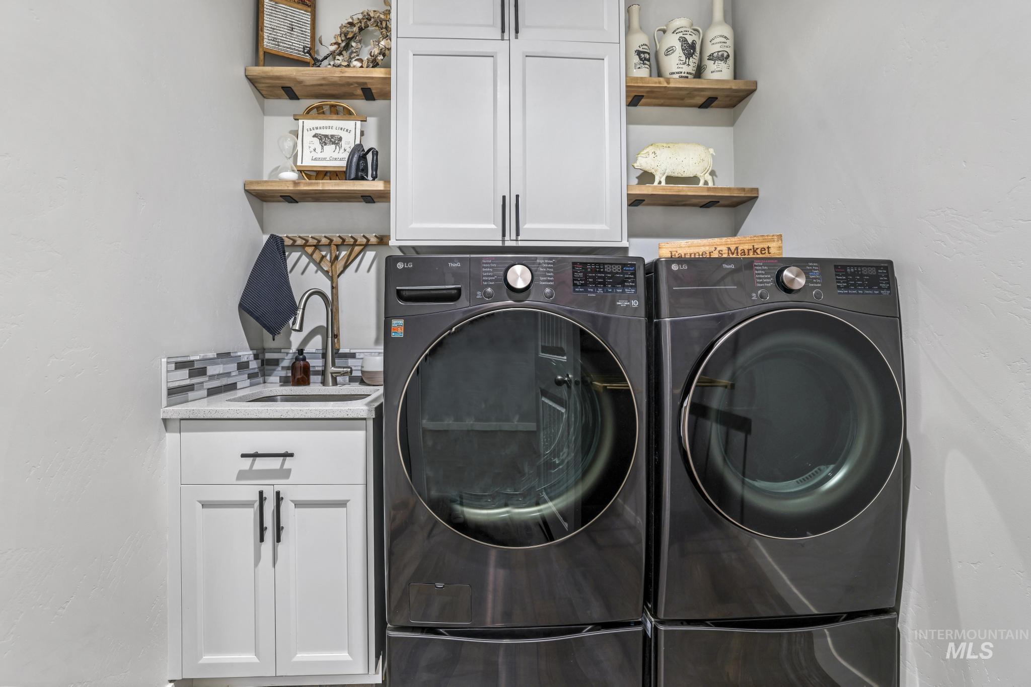 3827 N 2469 E Property Photo 21