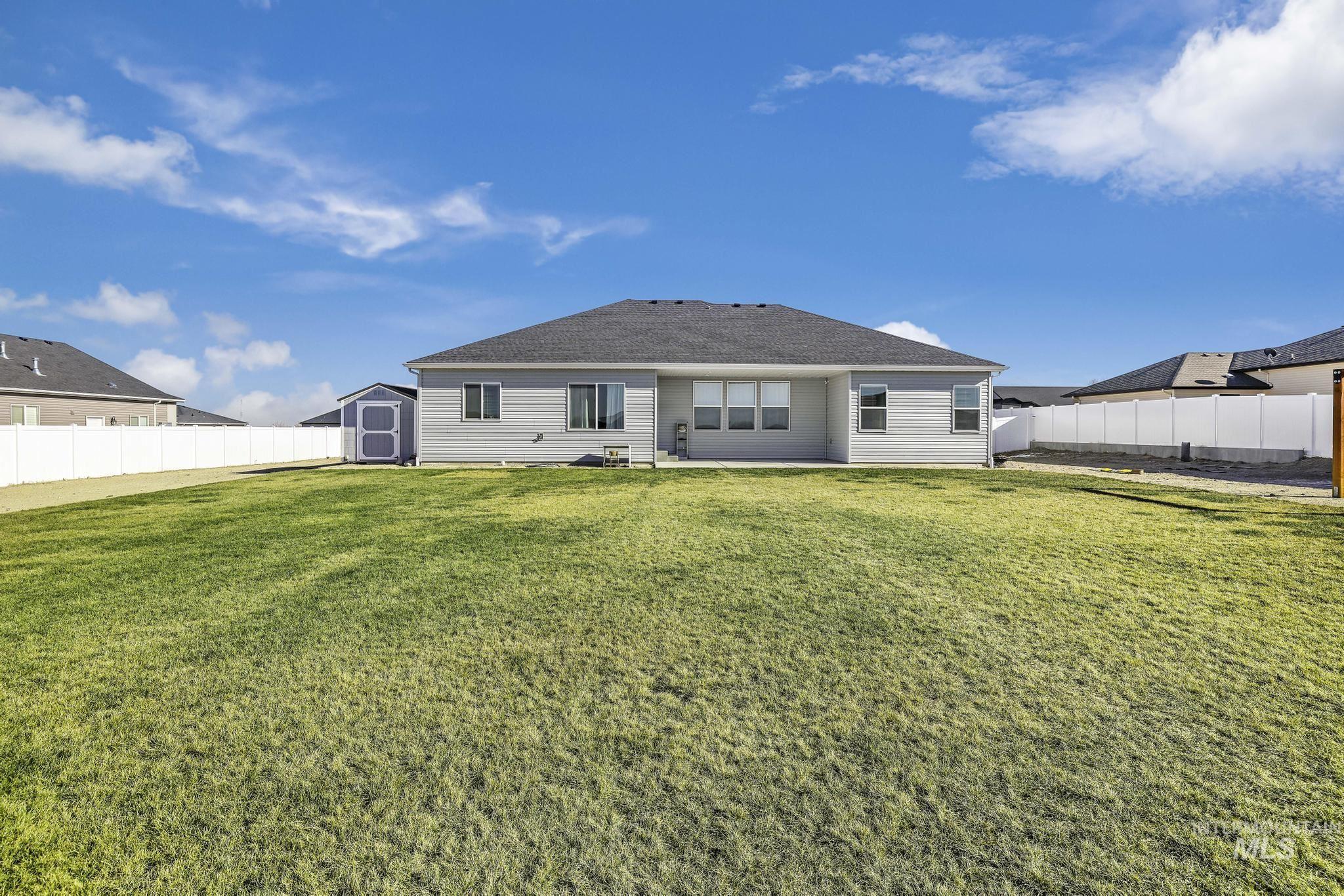 3827 N 2469 E Property Photo 27