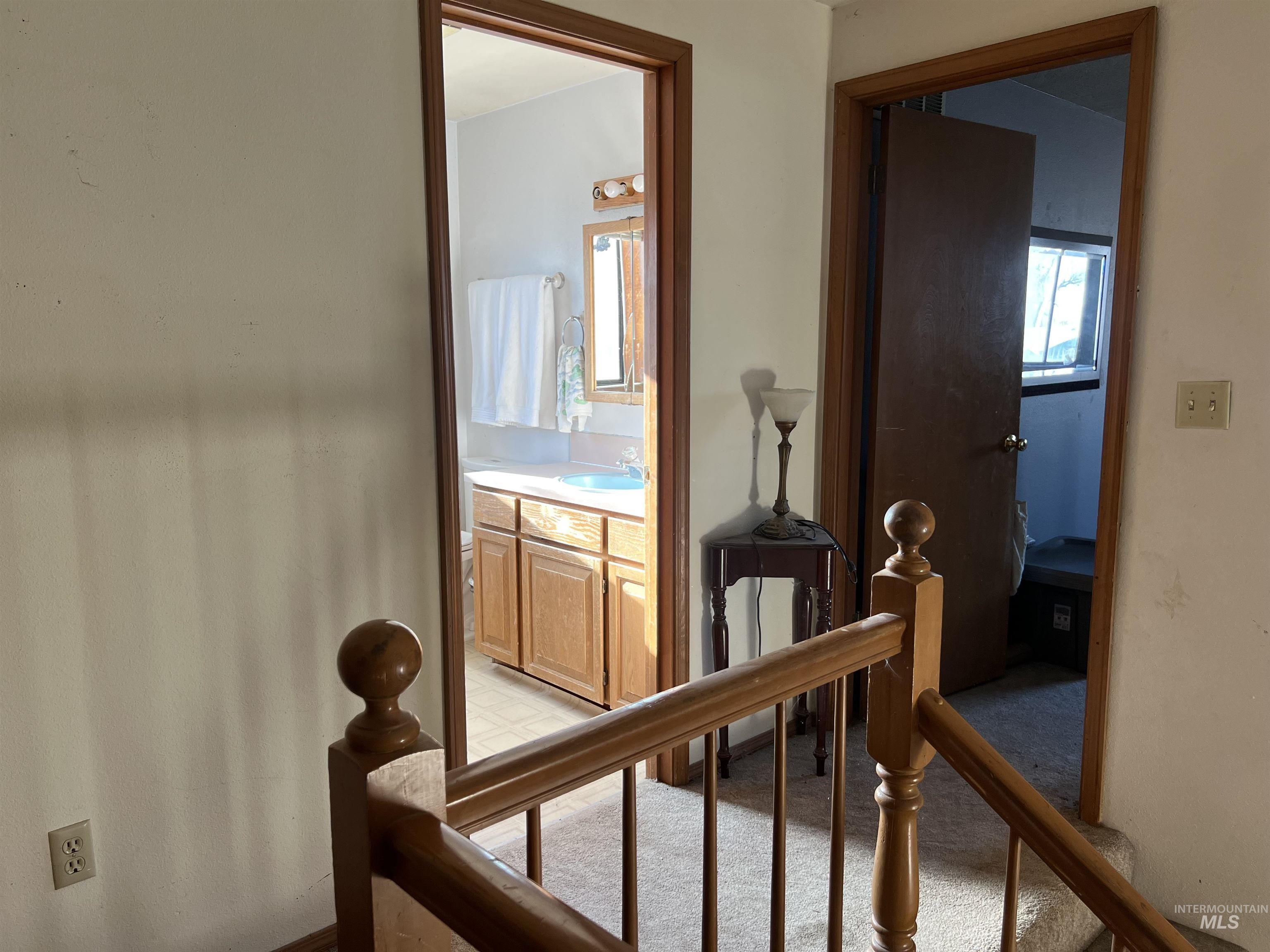 1010 Riverside Ave Property Photo 31