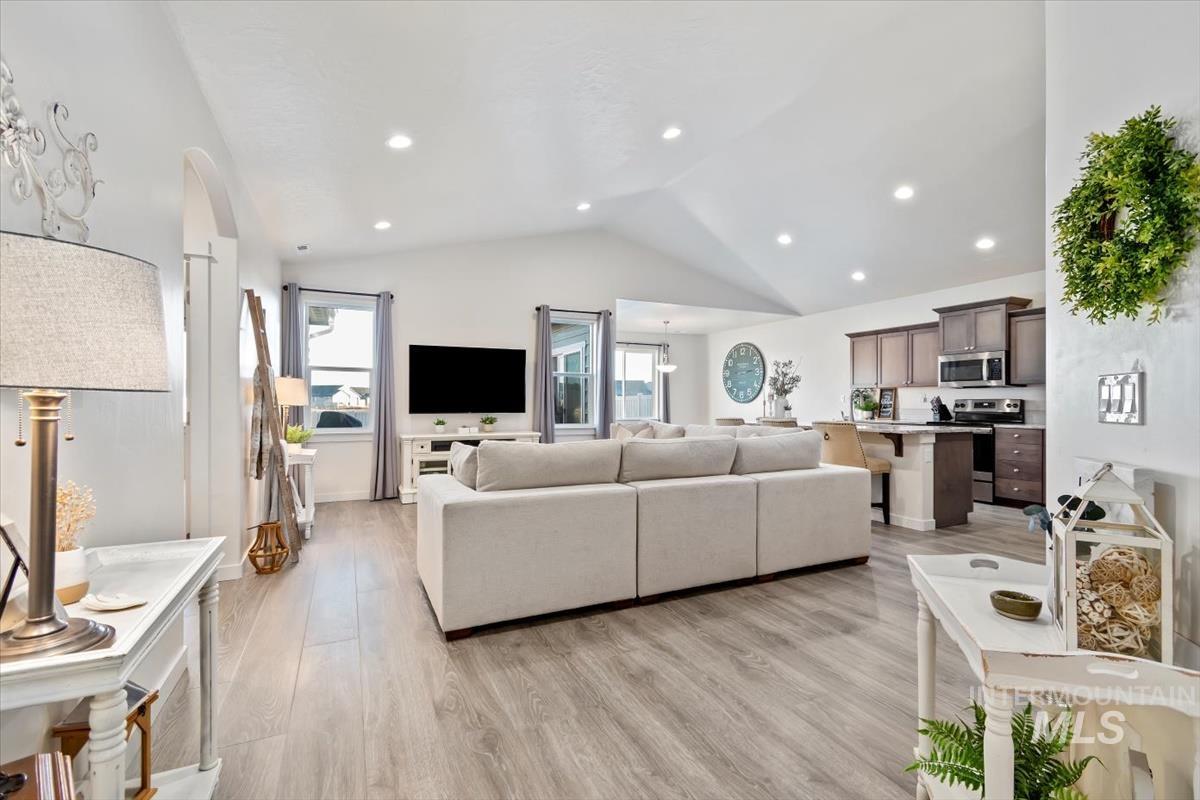 17316 N Domingo Pl Property Photo 6