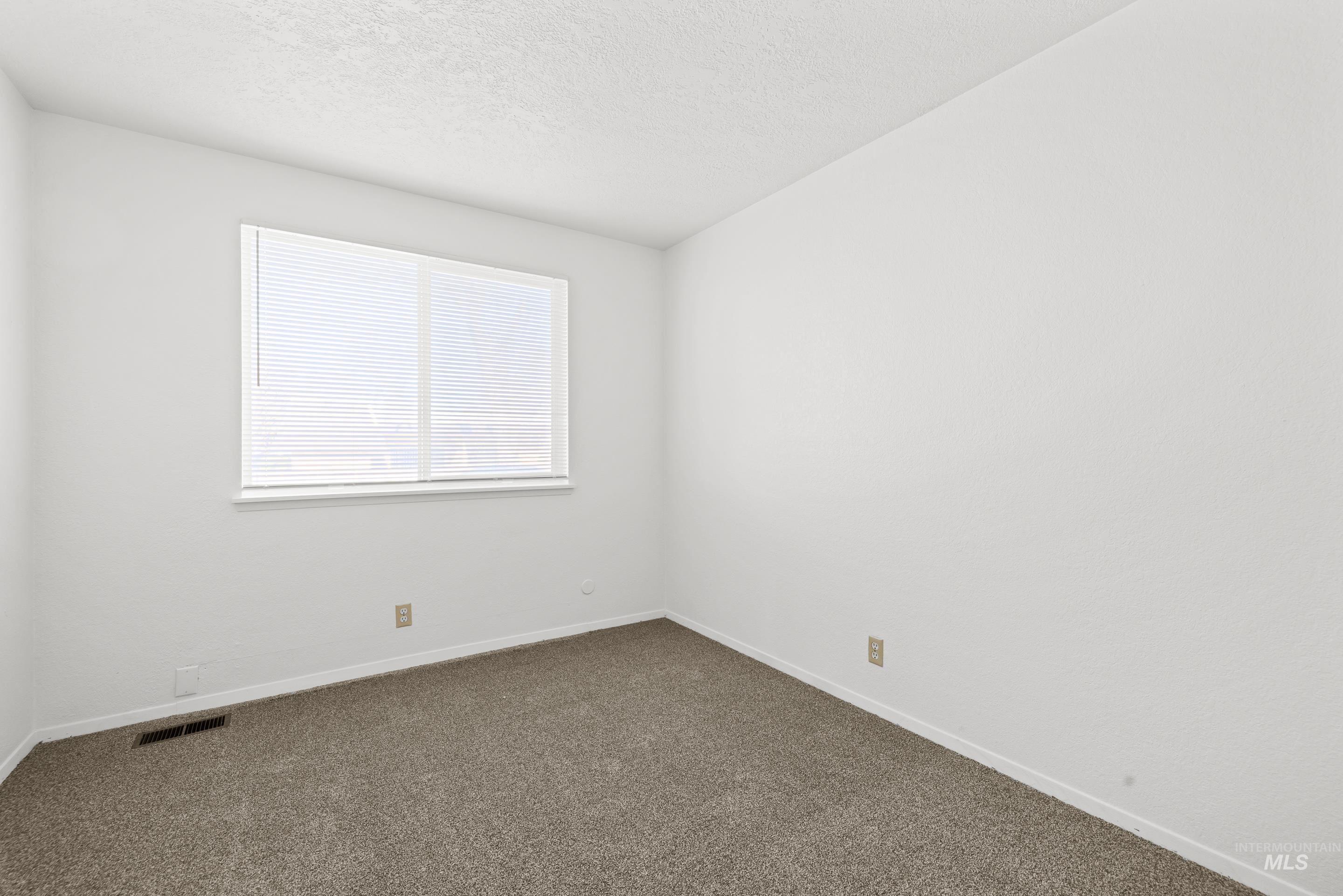 4872 W Bethel Street Property Photo 14