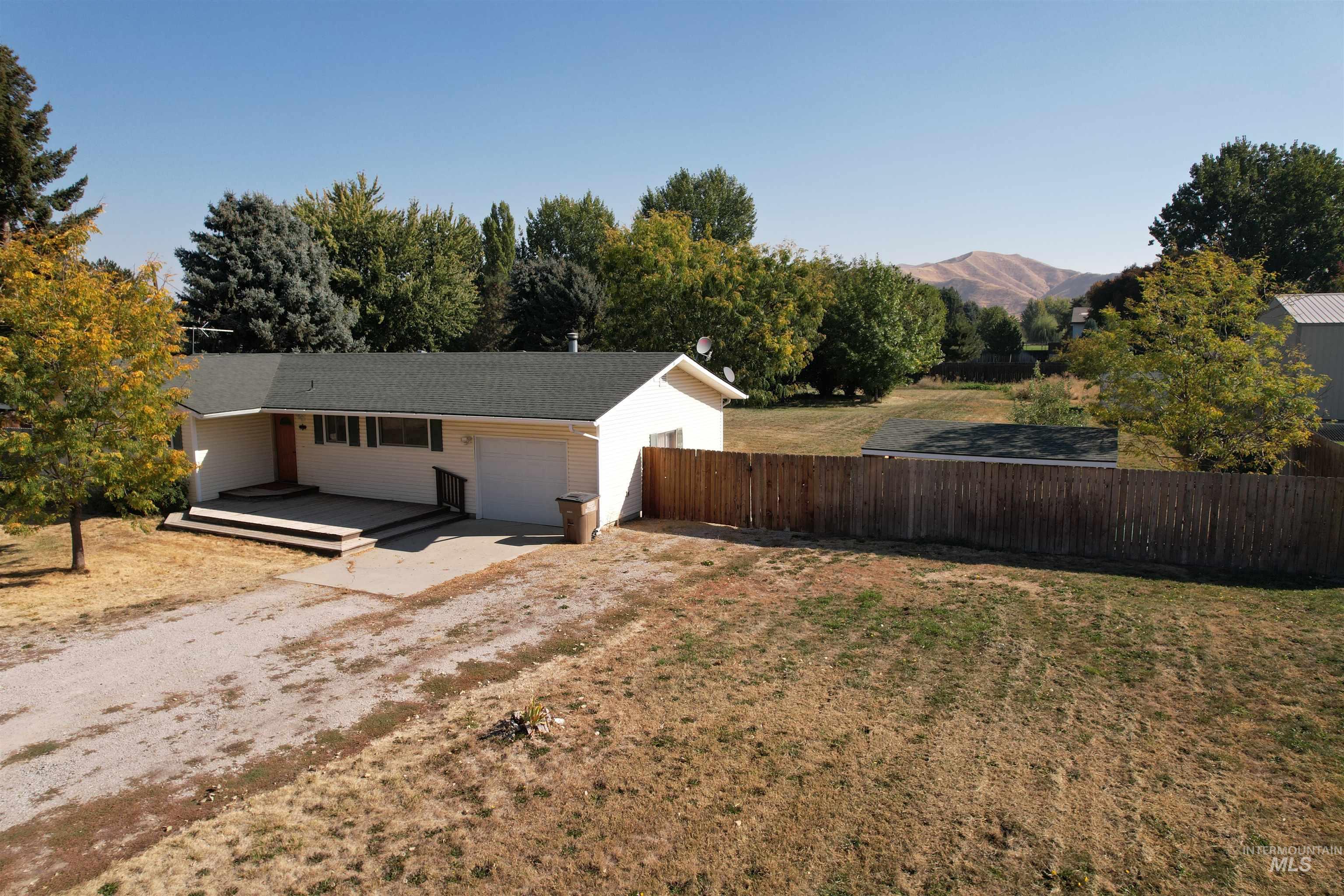 1366 S Sub Station Road Property Photo 1