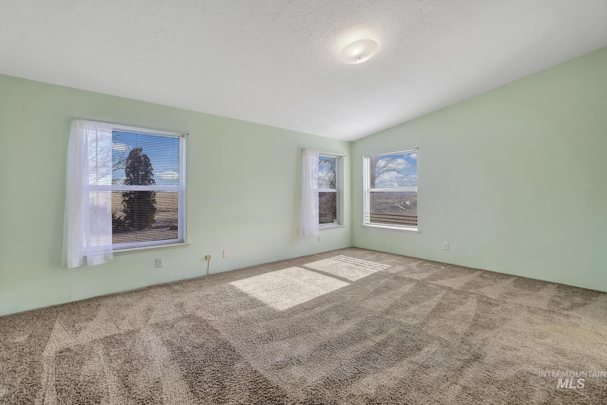 3474 S 1800 E Property Photo 8