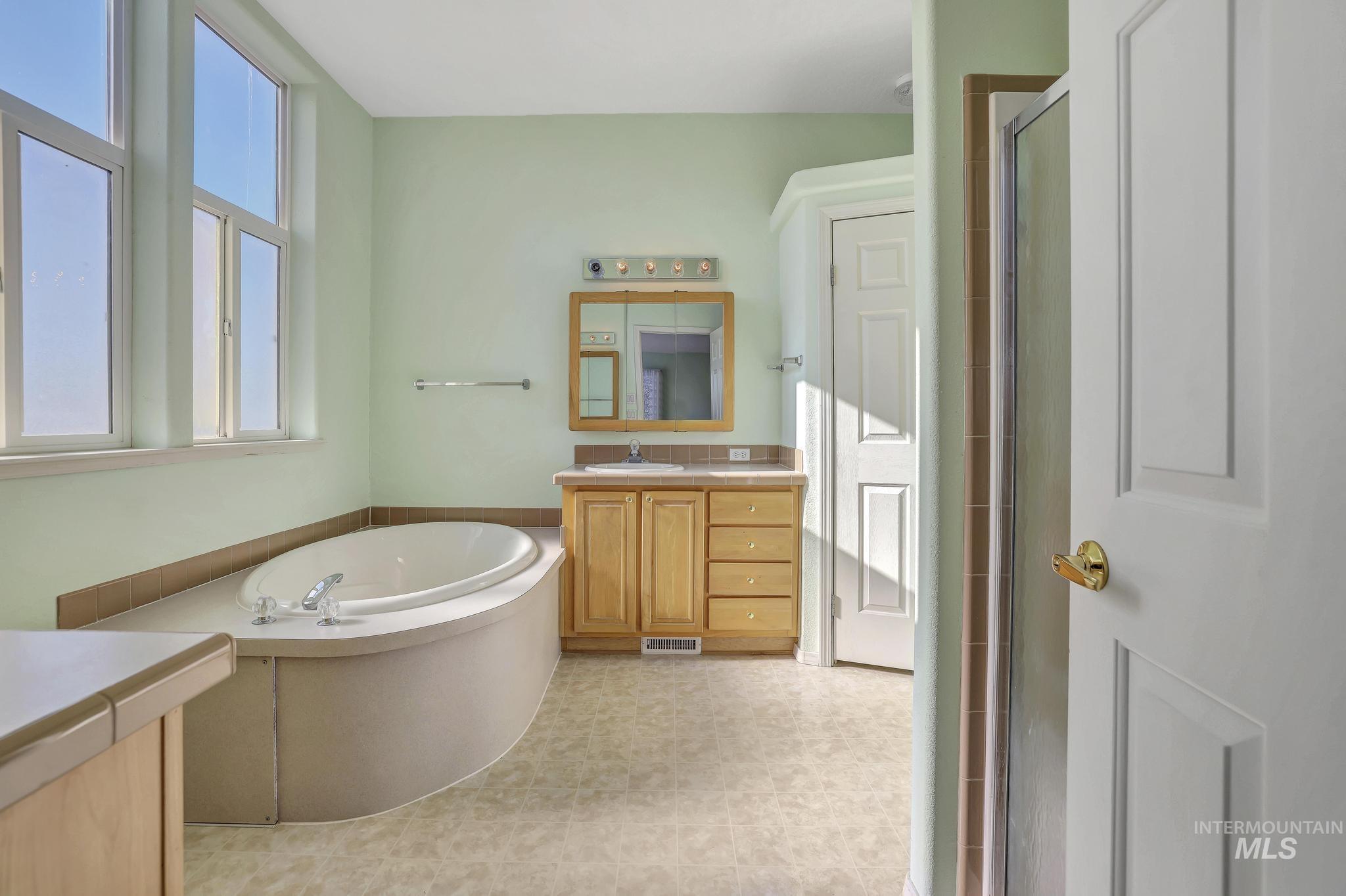 3474 S 1800 E Property Photo 10