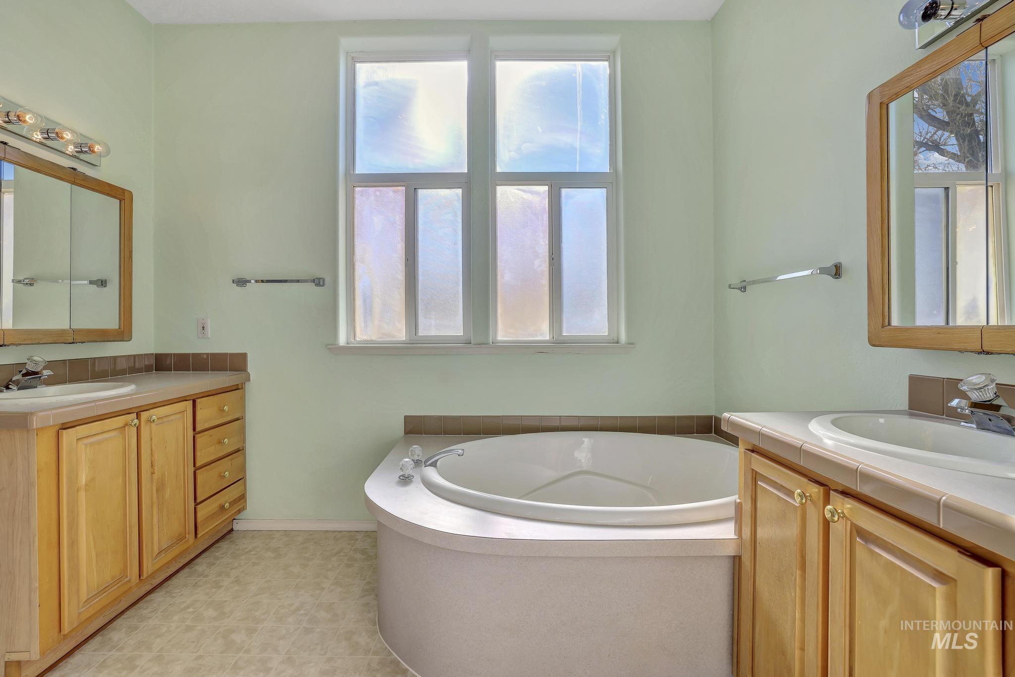 3474 S 1800 E Property Photo 11