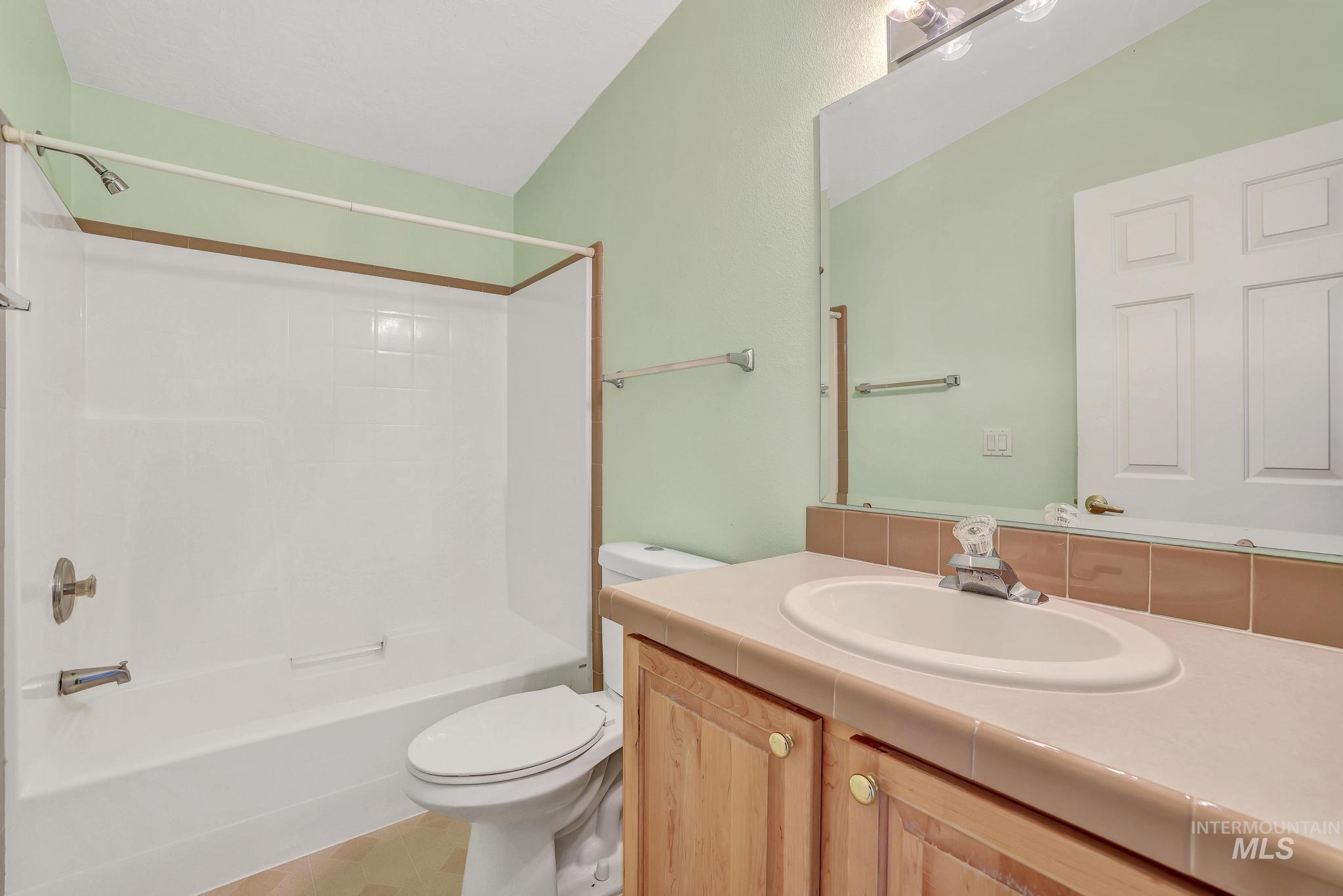 3474 S 1800 E Property Photo 17