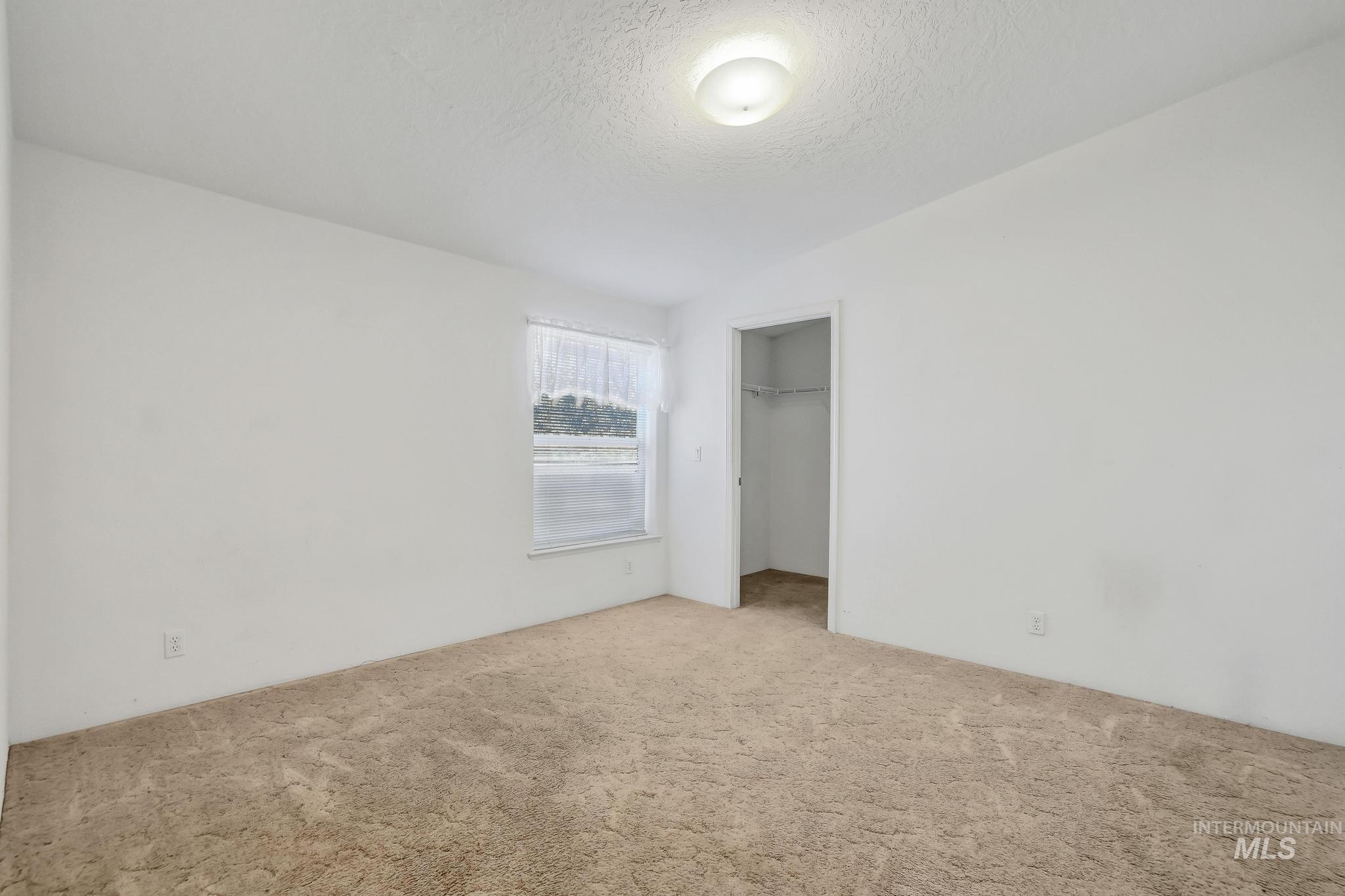 3474 S 1800 E Property Photo 18