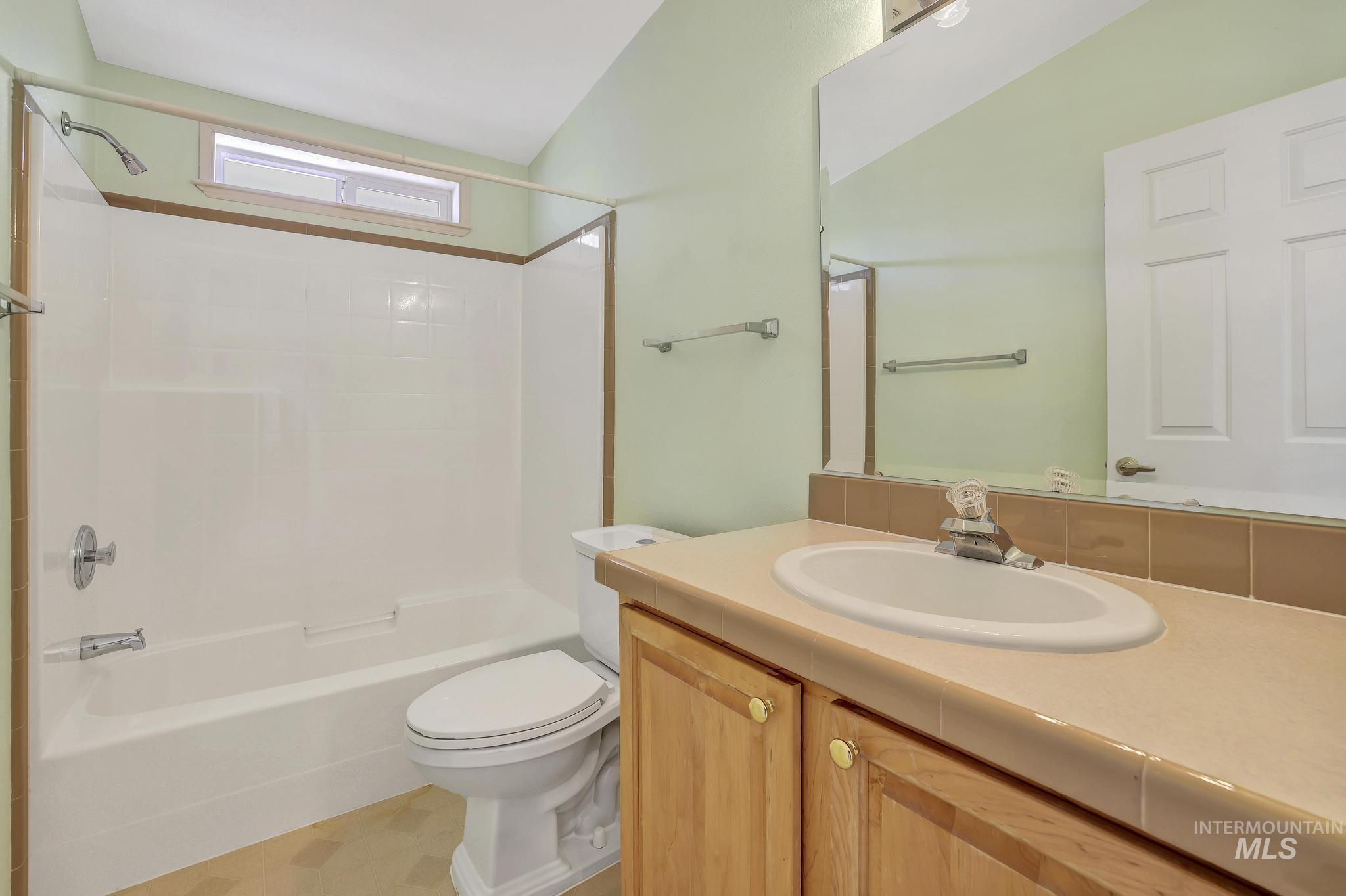 3474 S 1800 E Property Photo 20