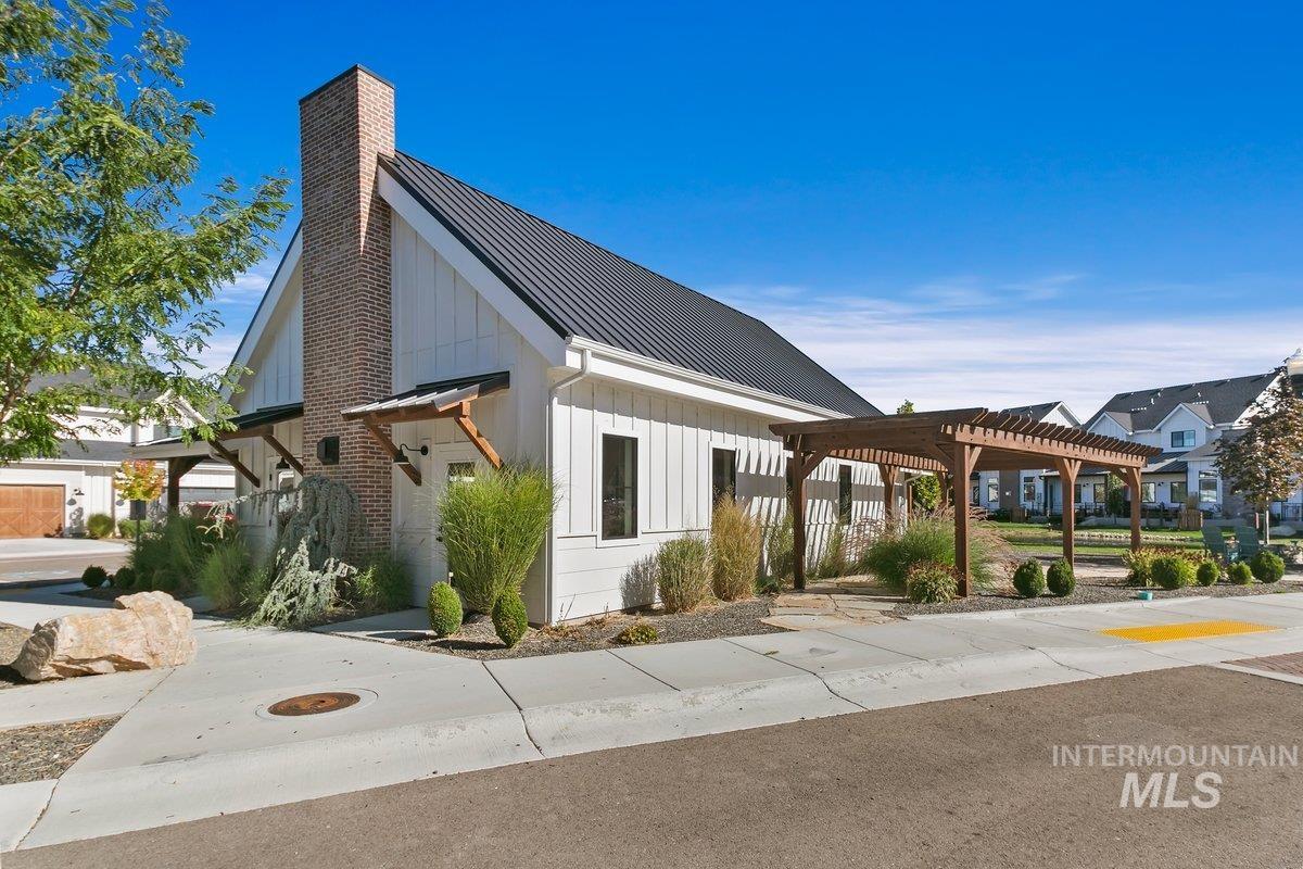 6639 N Asissi Ln Property Photo 30