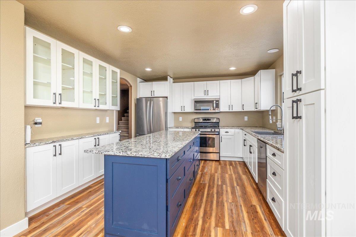 1140 Rosenlof Avenue Property Photo 14
