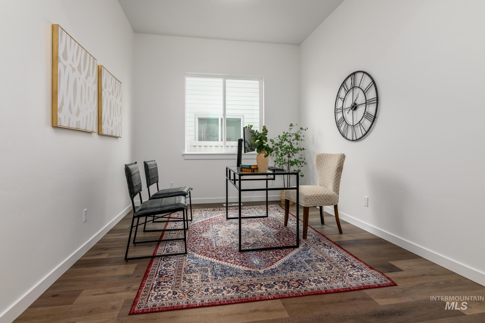 11098 W Threadgrass St Property Photo 6