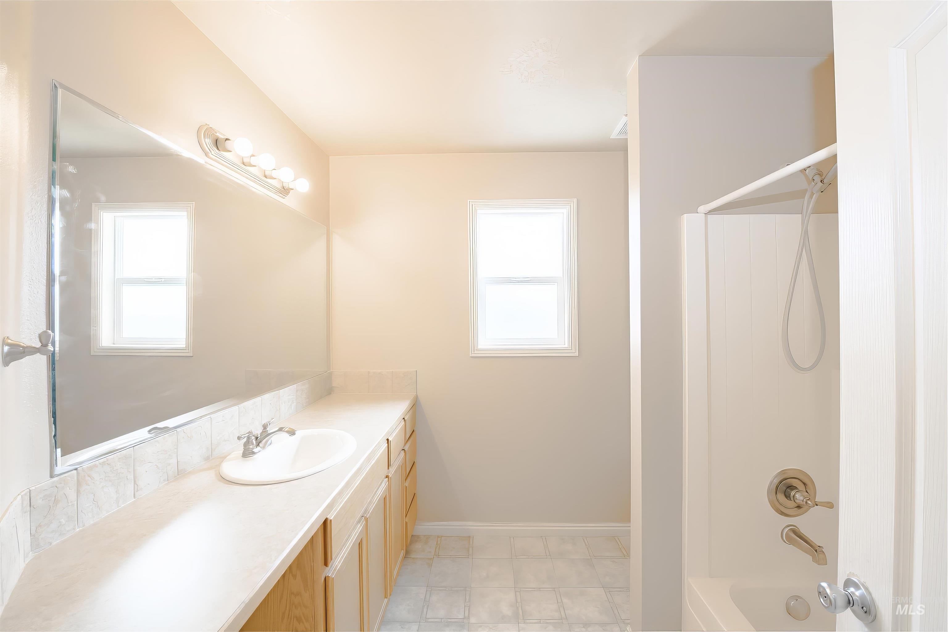 515 E Wild Primrose Court Property Photo 40