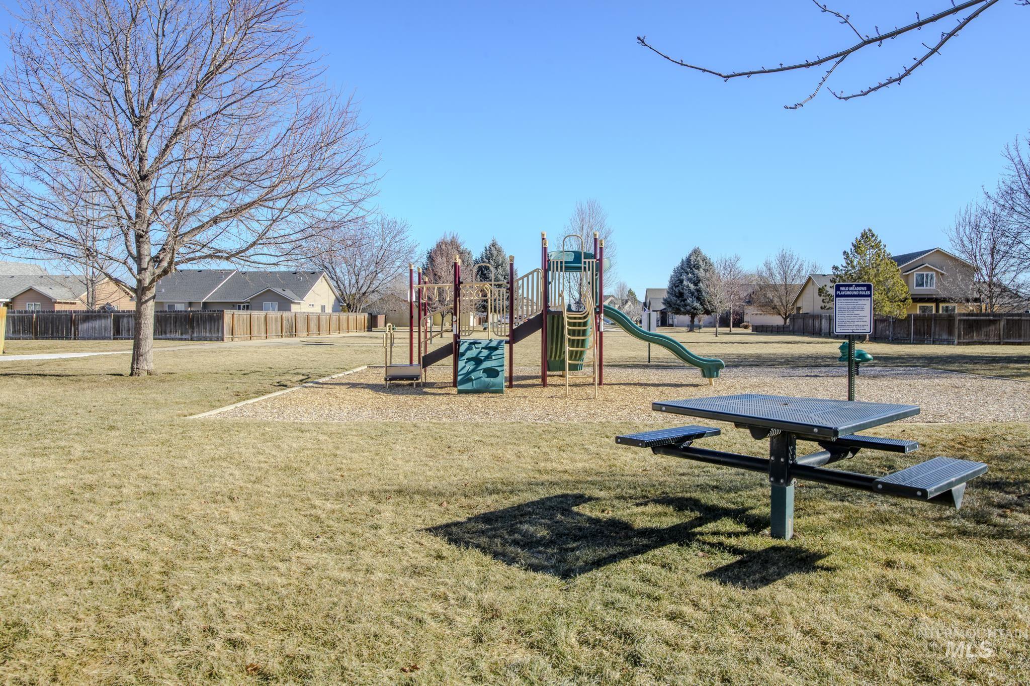 515 E Wild Primrose Court Property Photo 48