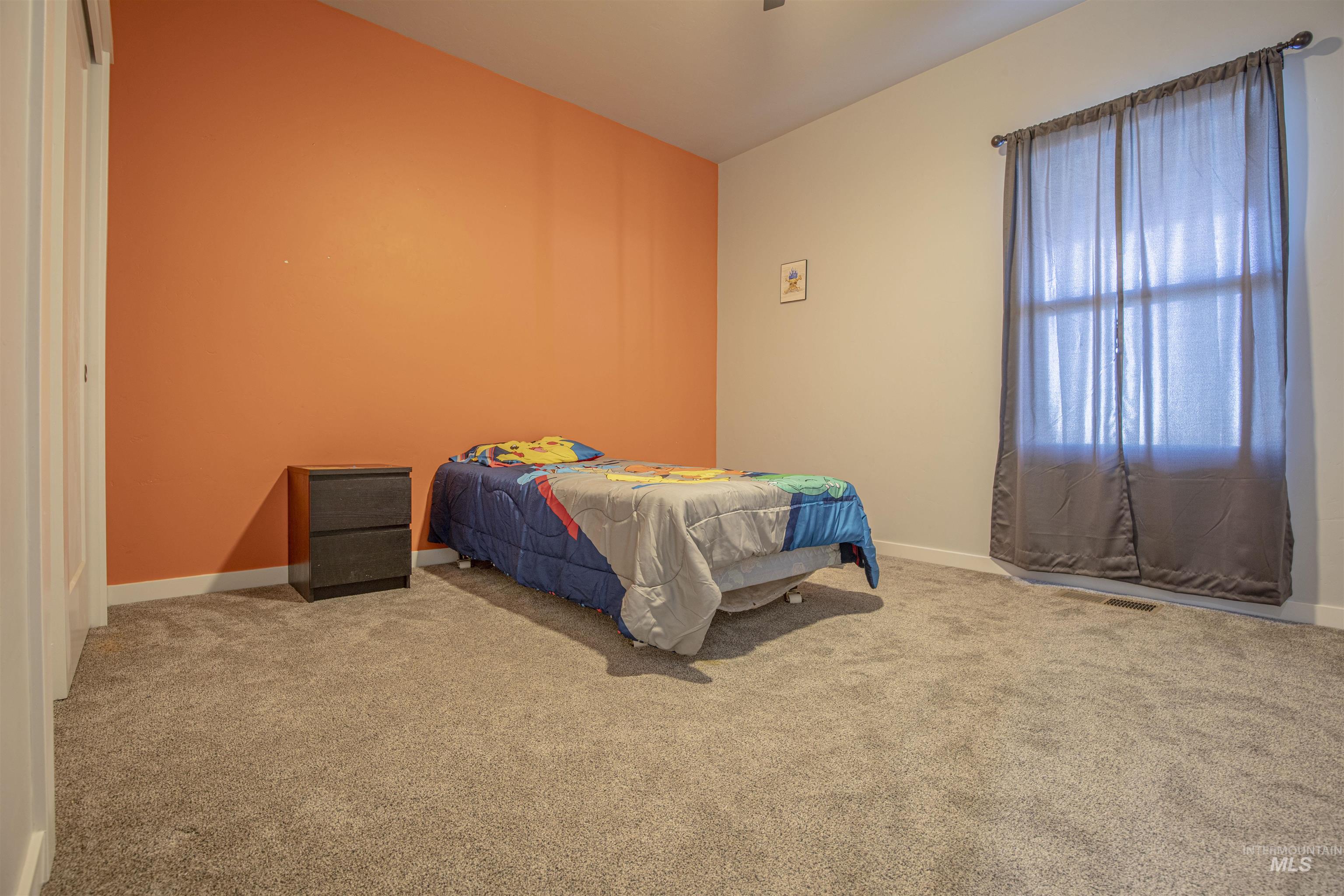 665 Tower Ln Property Photo 30