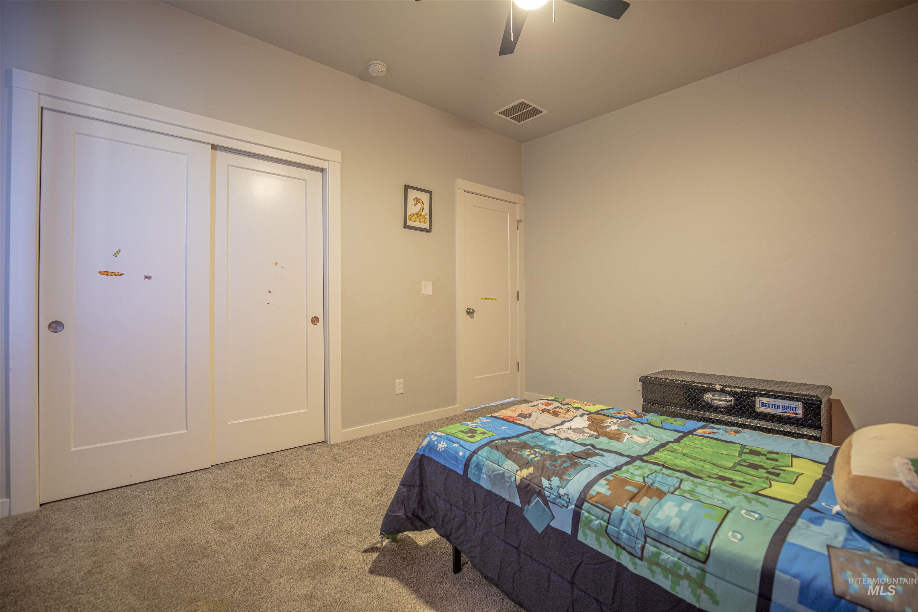 665 Tower Ln Property Photo 34