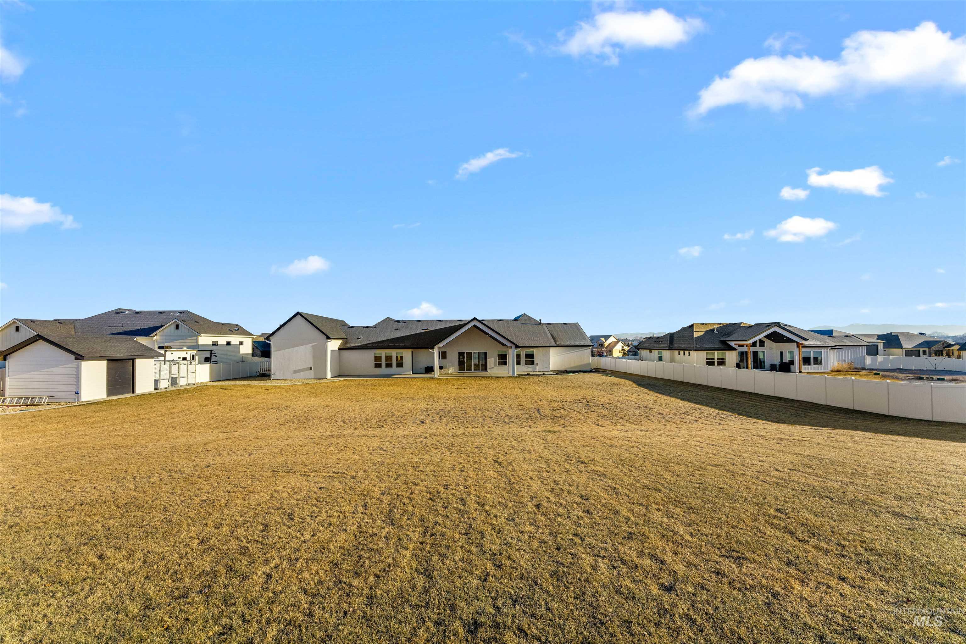 24471 Himark Way Property Photo 8