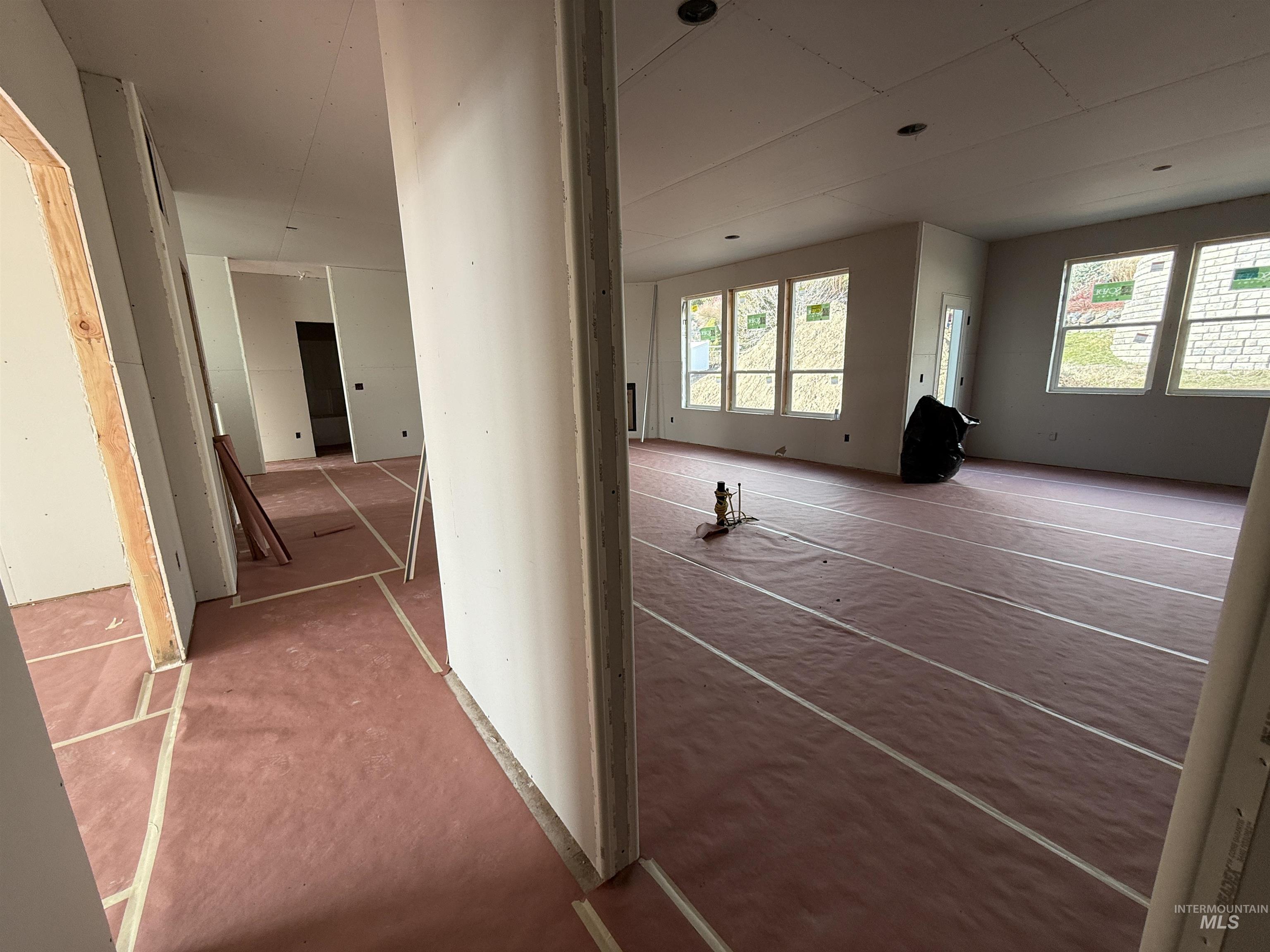 424 Southview Property Photo 17