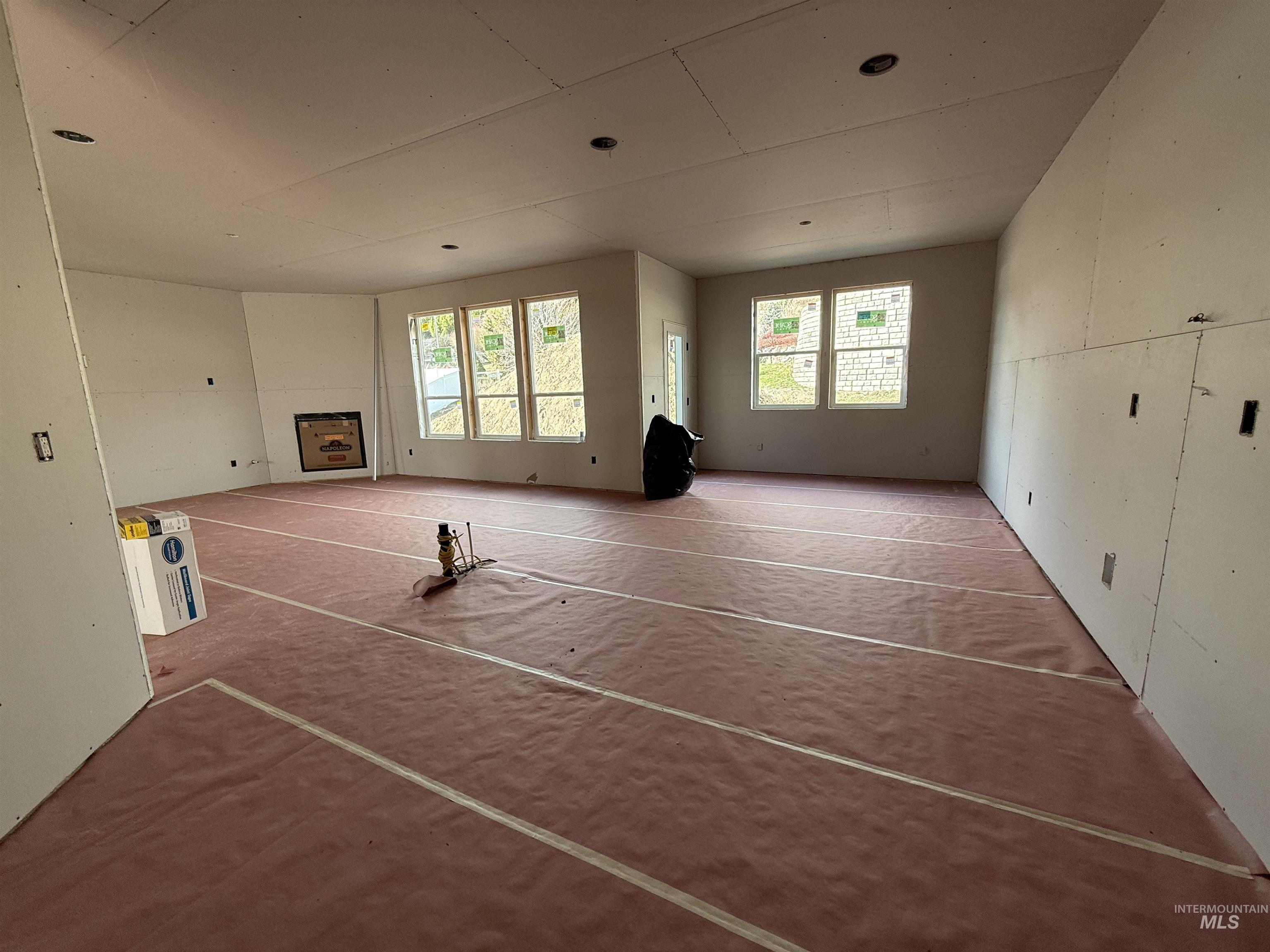 424 Southview Property Photo 18