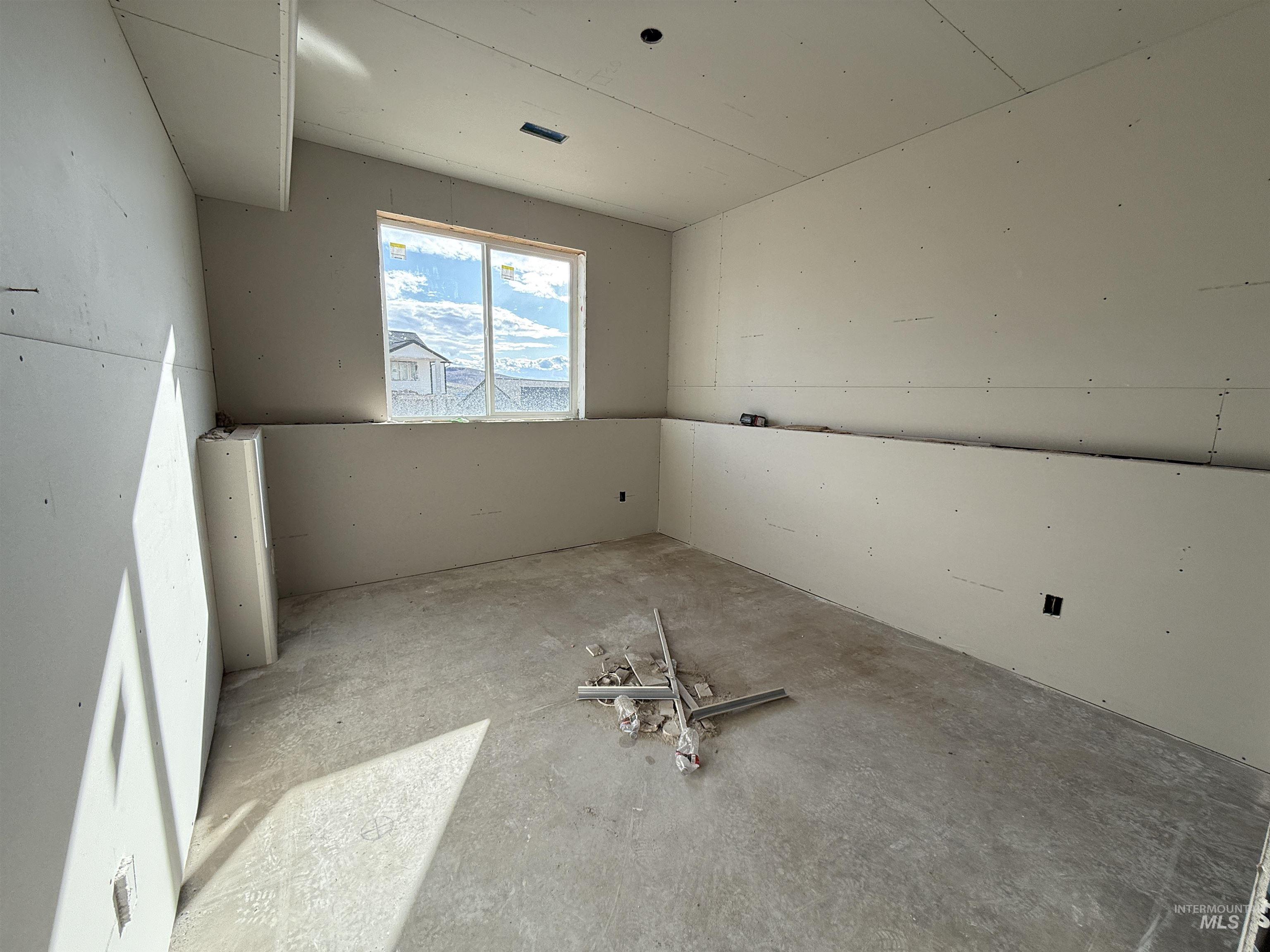 424 Southview Property Photo 32