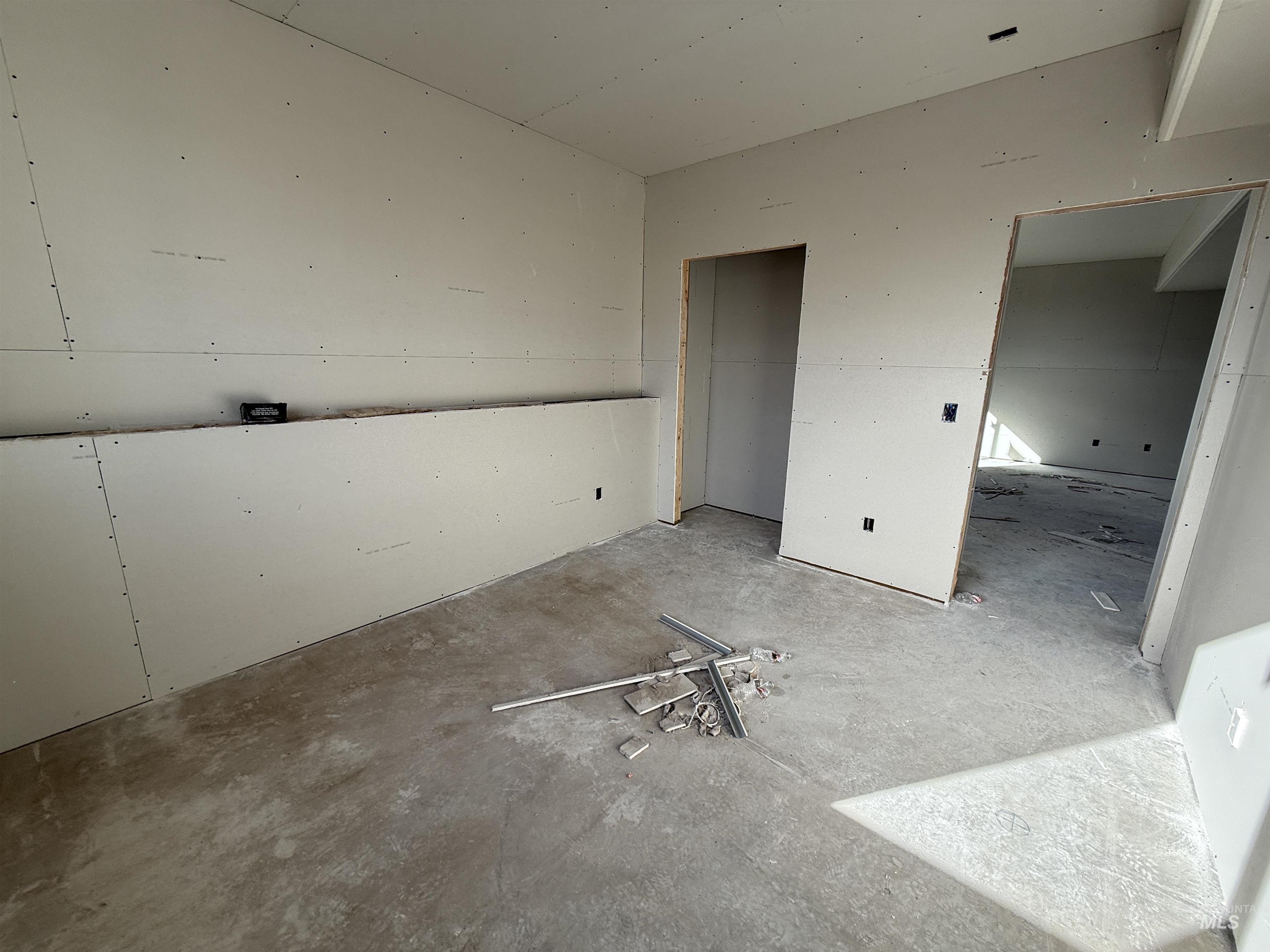 424 Southview Property Photo 33