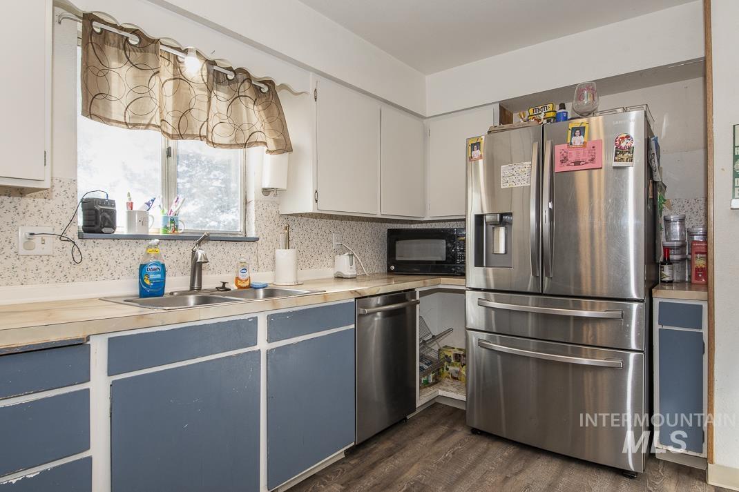 1288 College Green Dr Property Photo 11