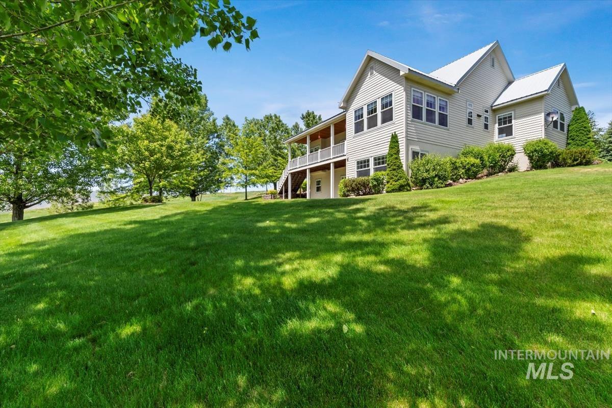 23700 Timber Flat Rd Property Photo 6