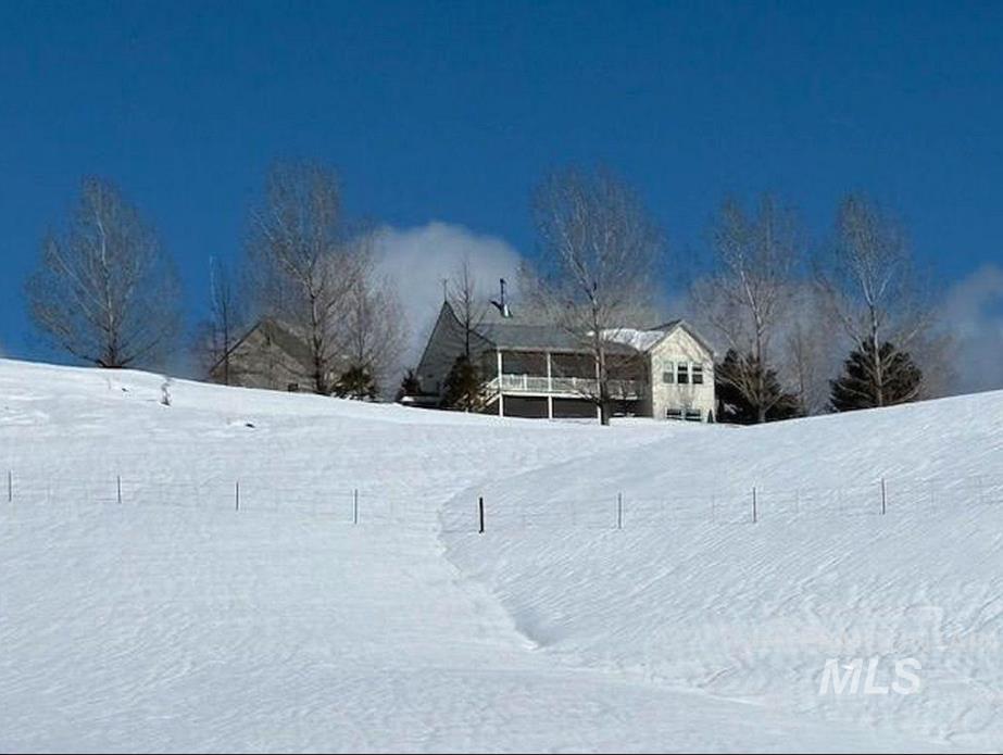 23700 Timber Flat Rd Property Photo 9
