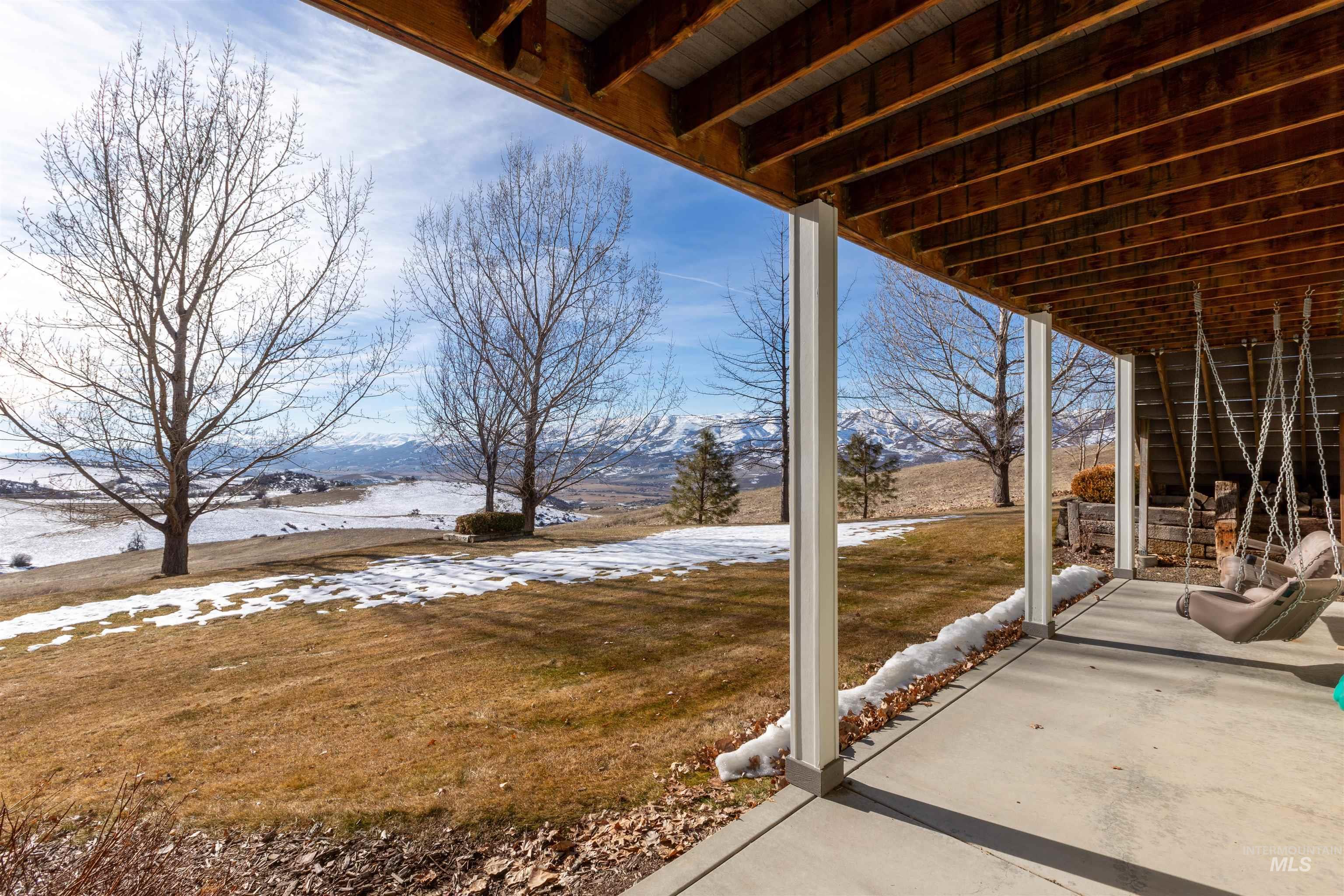 23700 Timber Flat Rd Property Photo 11