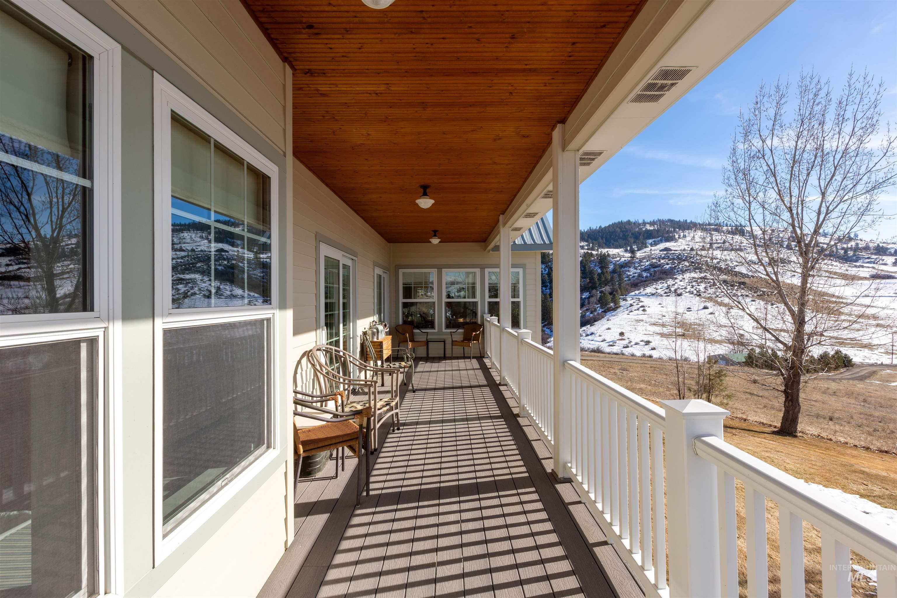 23700 Timber Flat Rd Property Photo 12