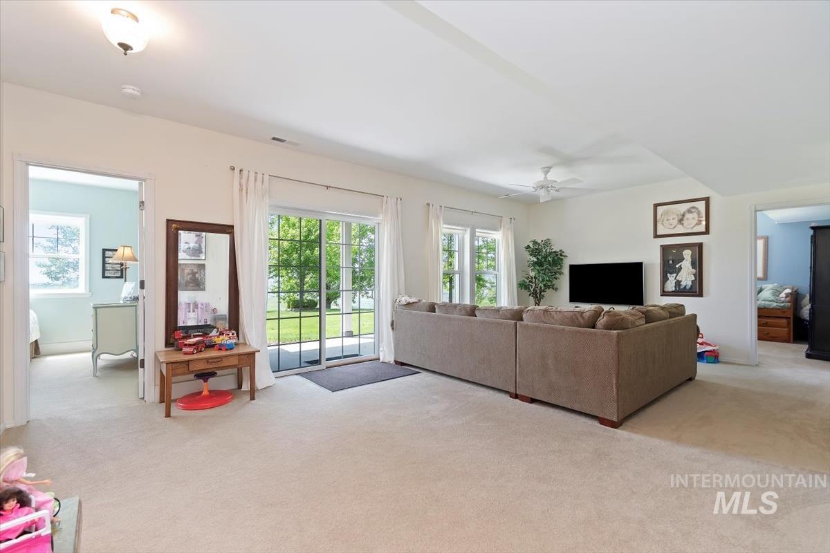 23700 Timber Flat Rd Property Photo 19