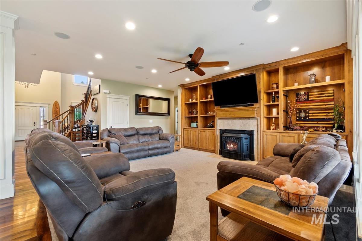 7697 Lanktree Ln Property Photo 12
