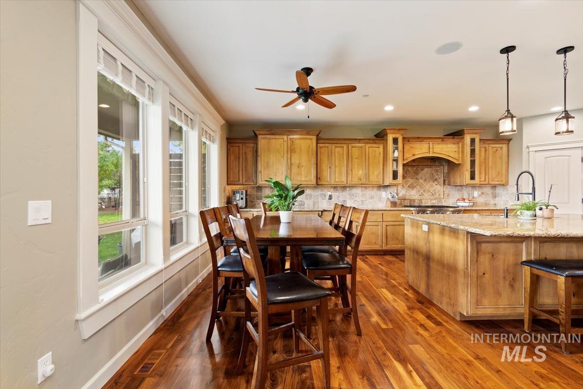 7697 Lanktree Ln Property Photo 15