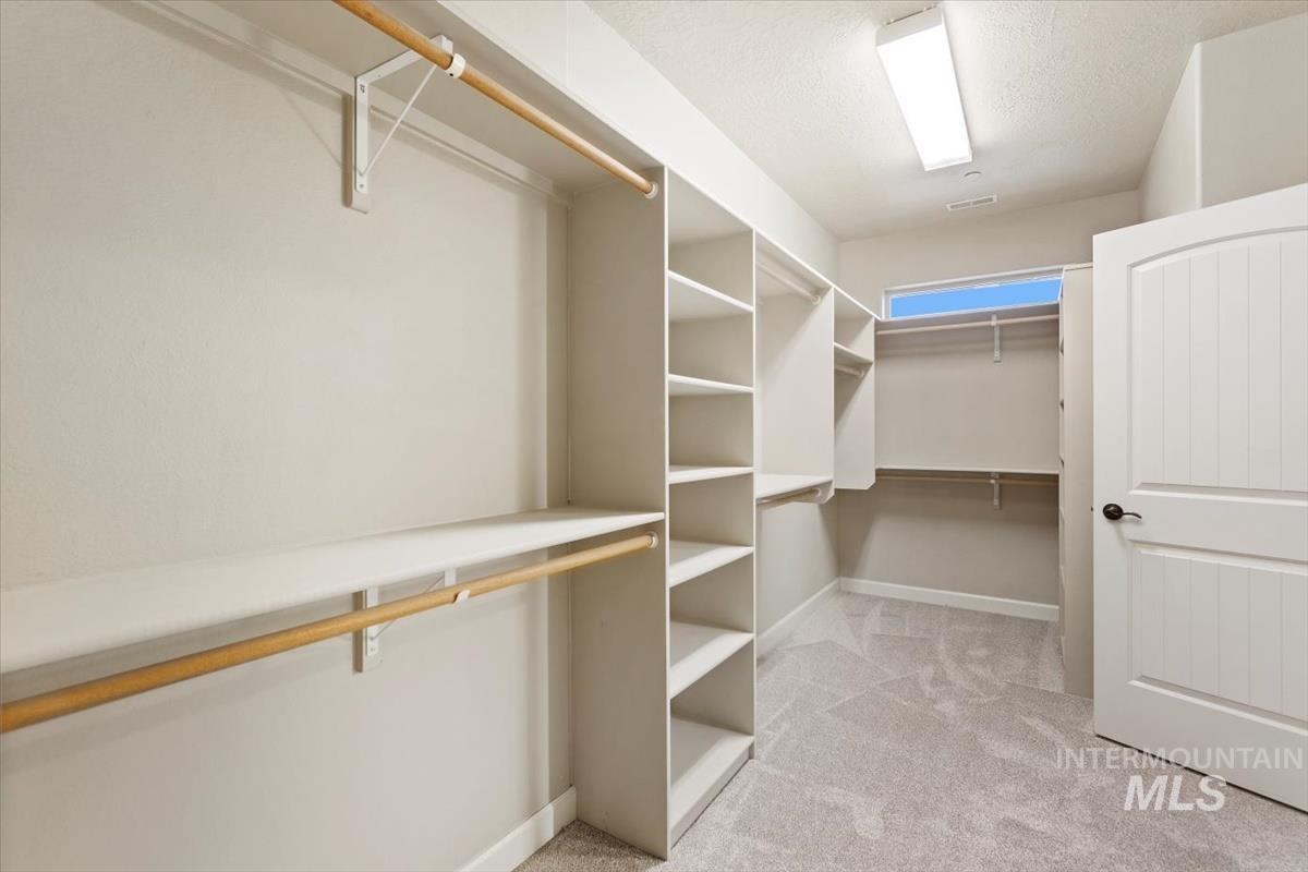 7697 Lanktree Ln Property Photo 28