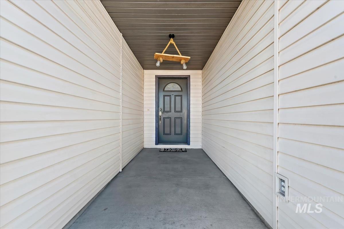922 Wakefield St Property Photo 2