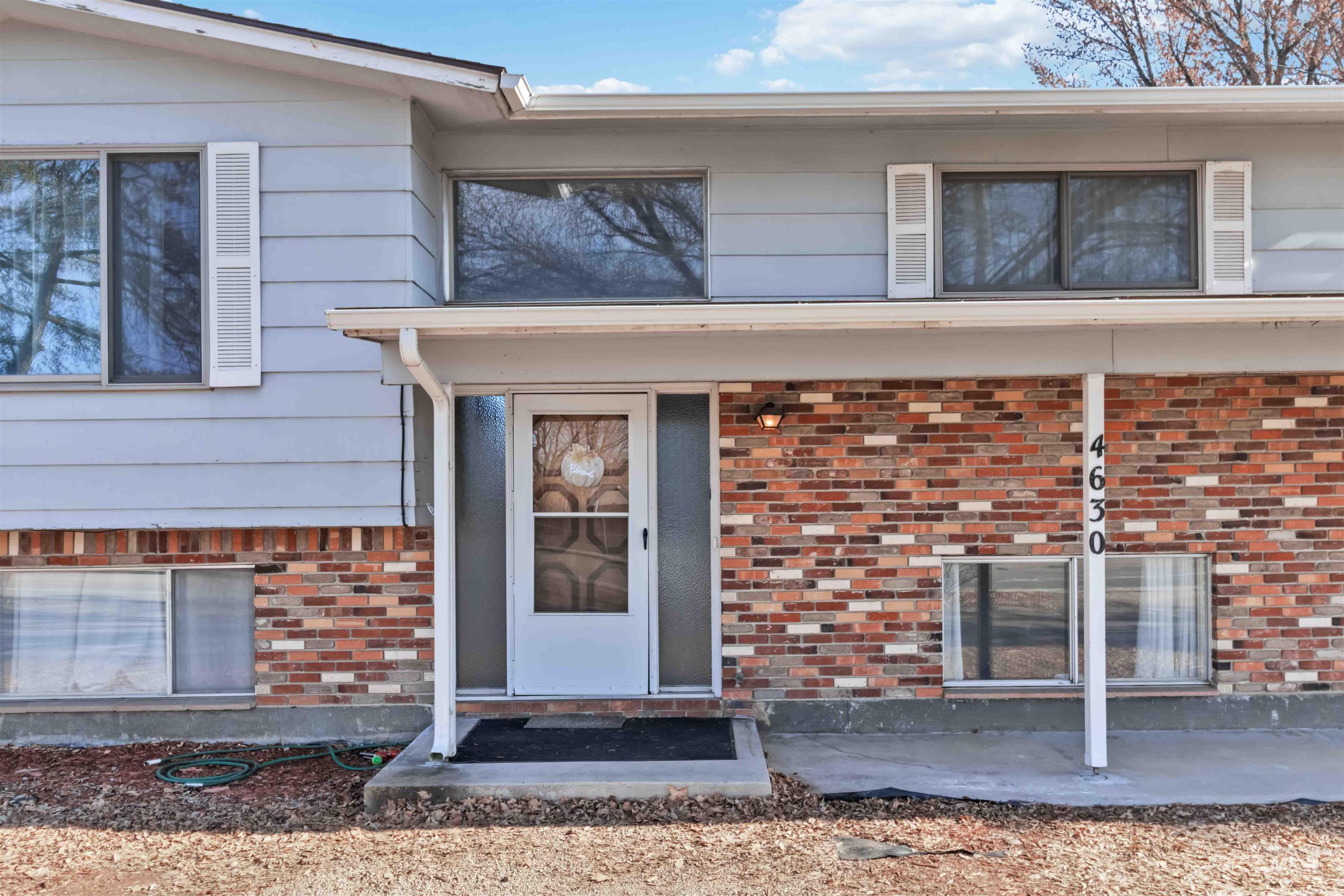 4630 N Maple Grove Property Photo 4