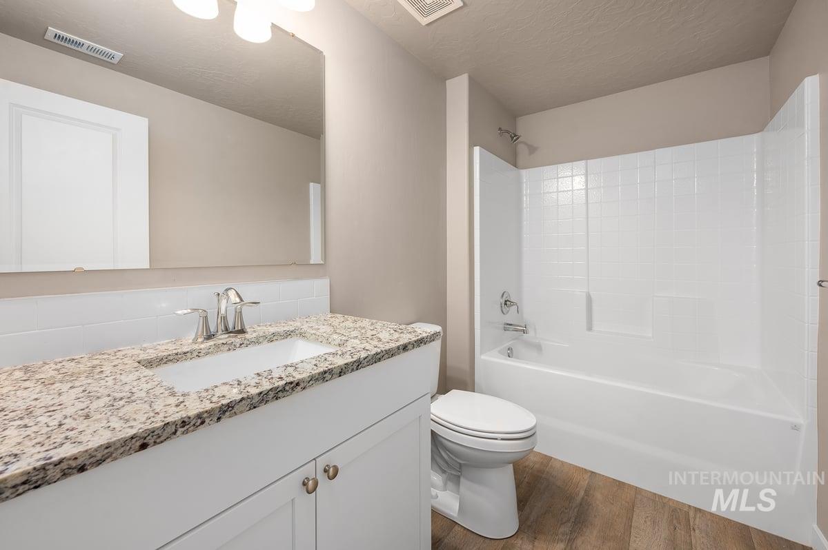 17238 N Havana Pl. Property Photo 9