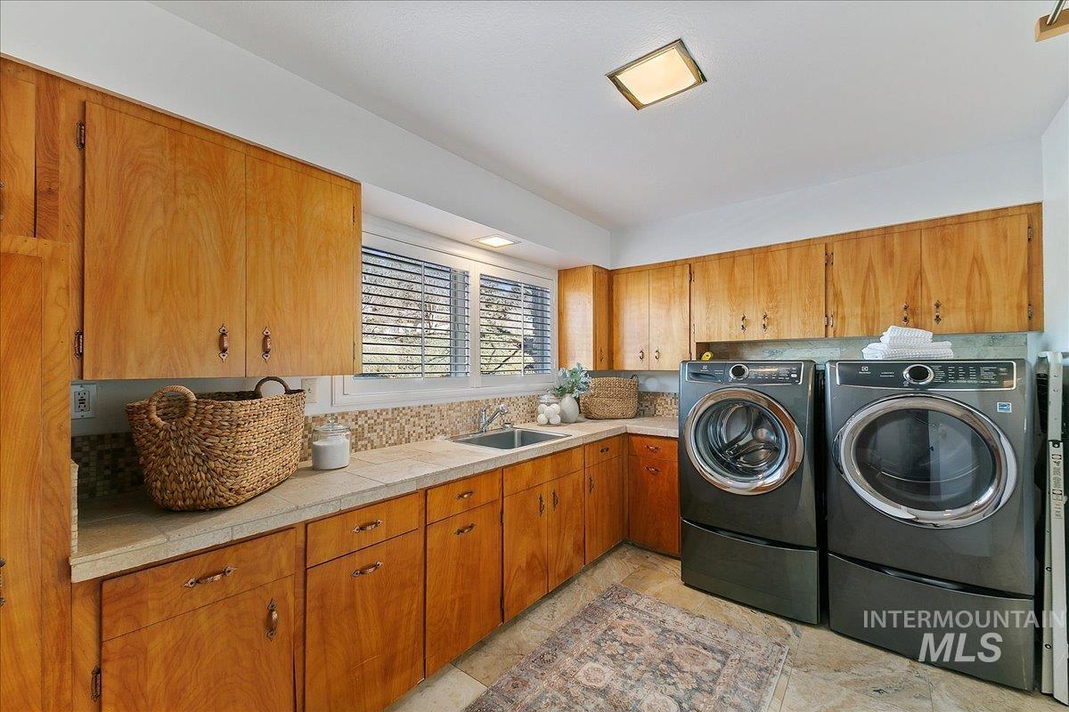 2772 E Starcrest Drive Property Photo 42
