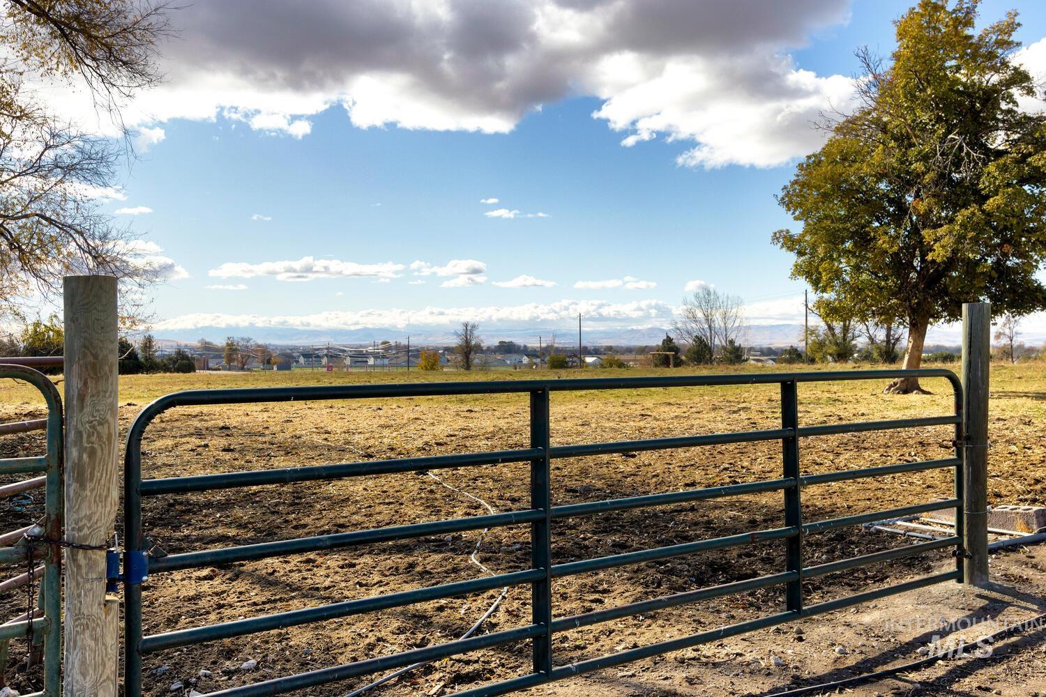 5220 Ten Mile Property Photo 13