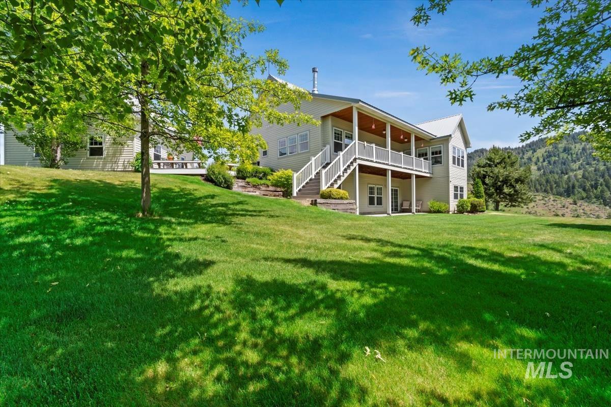 23700 Timber Flat Rd Property Photo 4