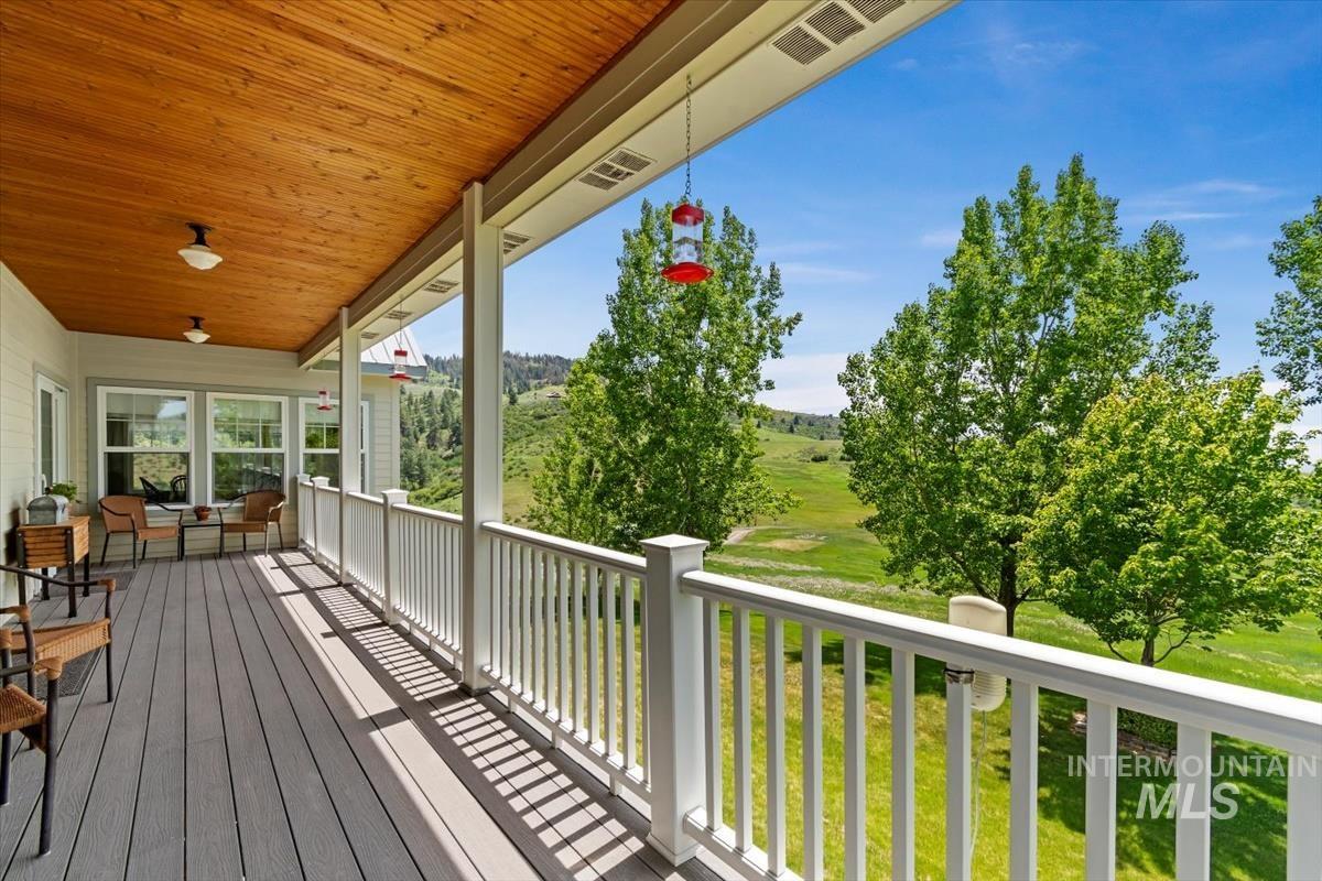 23700 Timber Flat Rd Property Photo 7