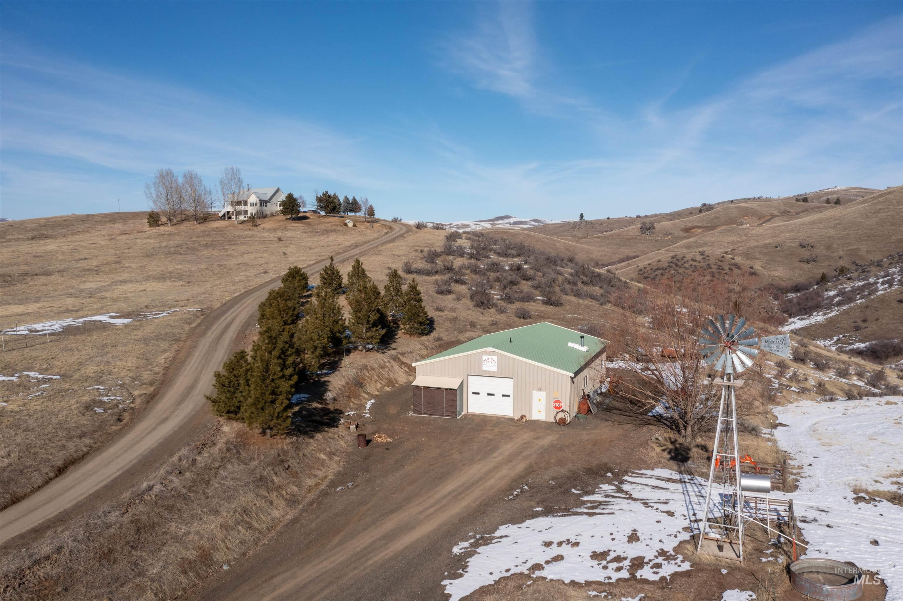 23700 Timber Flat Rd Property Photo 12
