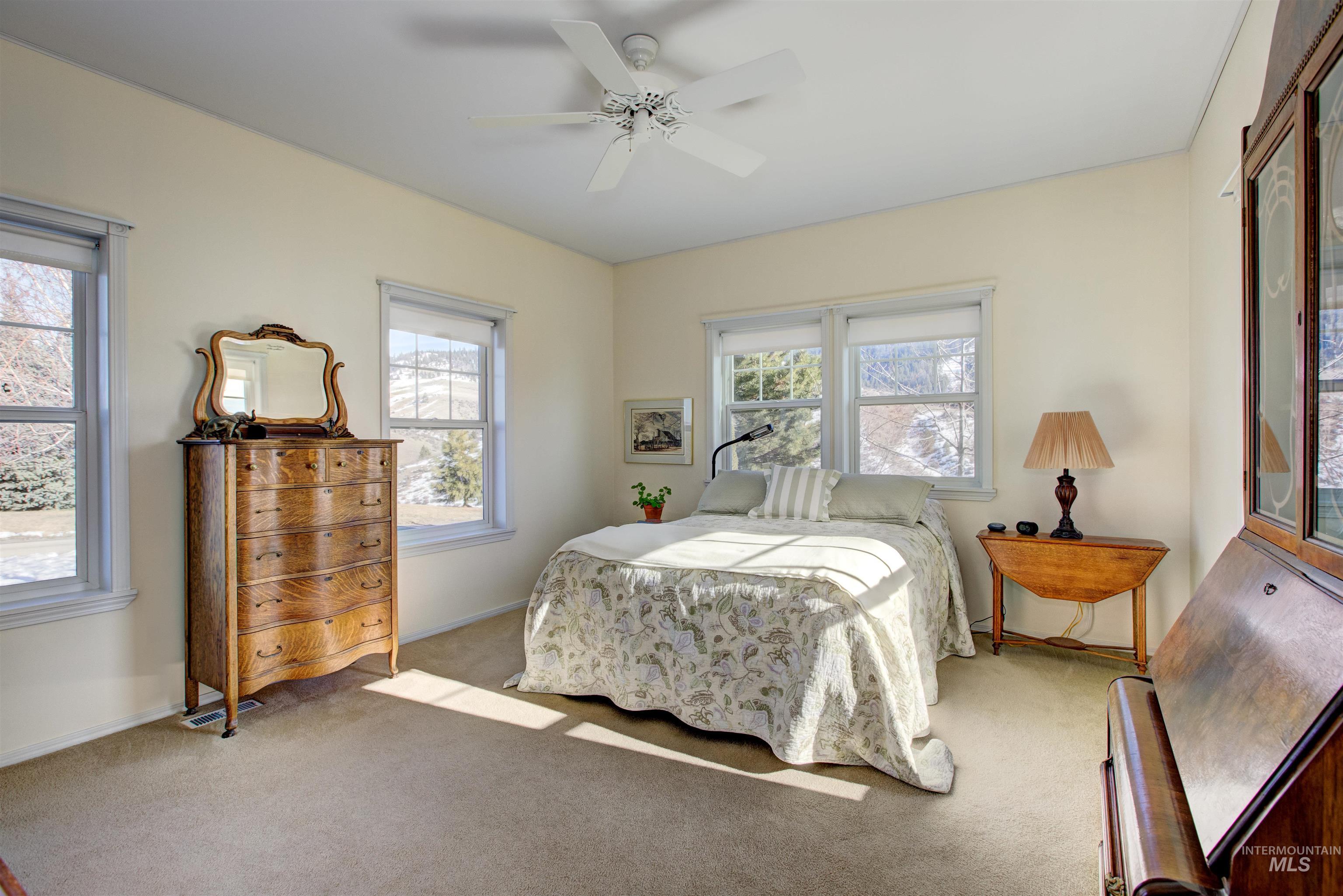 23700 Timber Flat Rd Property Photo 40