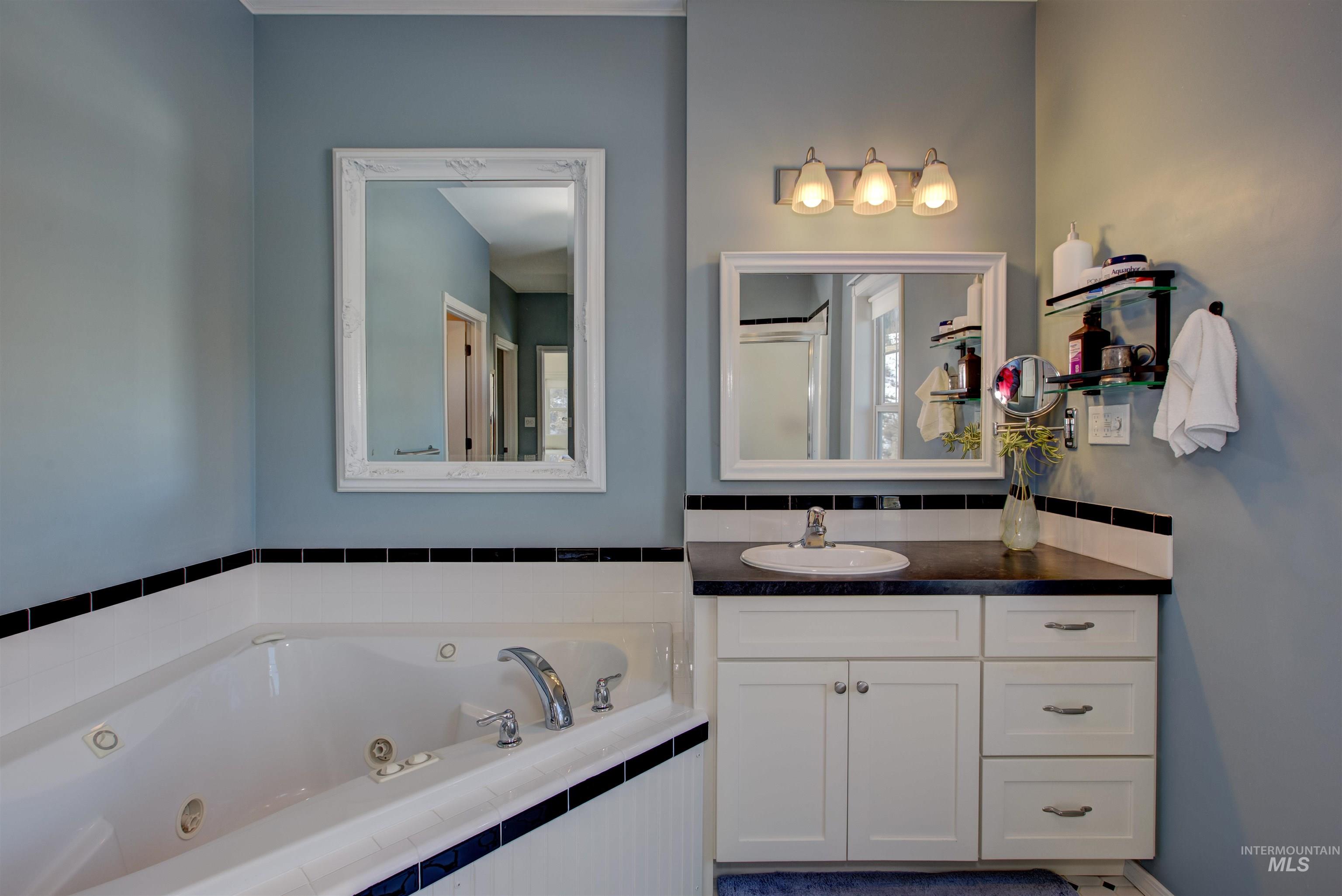 23700 Timber Flat Rd Property Photo 45