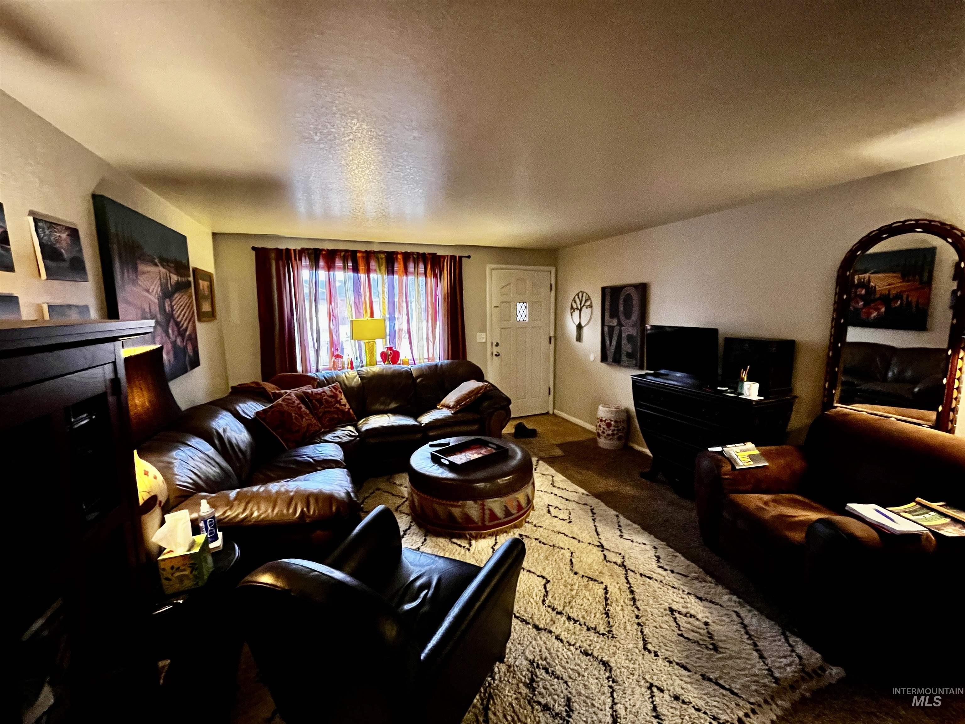 5607-5609 W Ellens Ferry Dr Property Photo 5