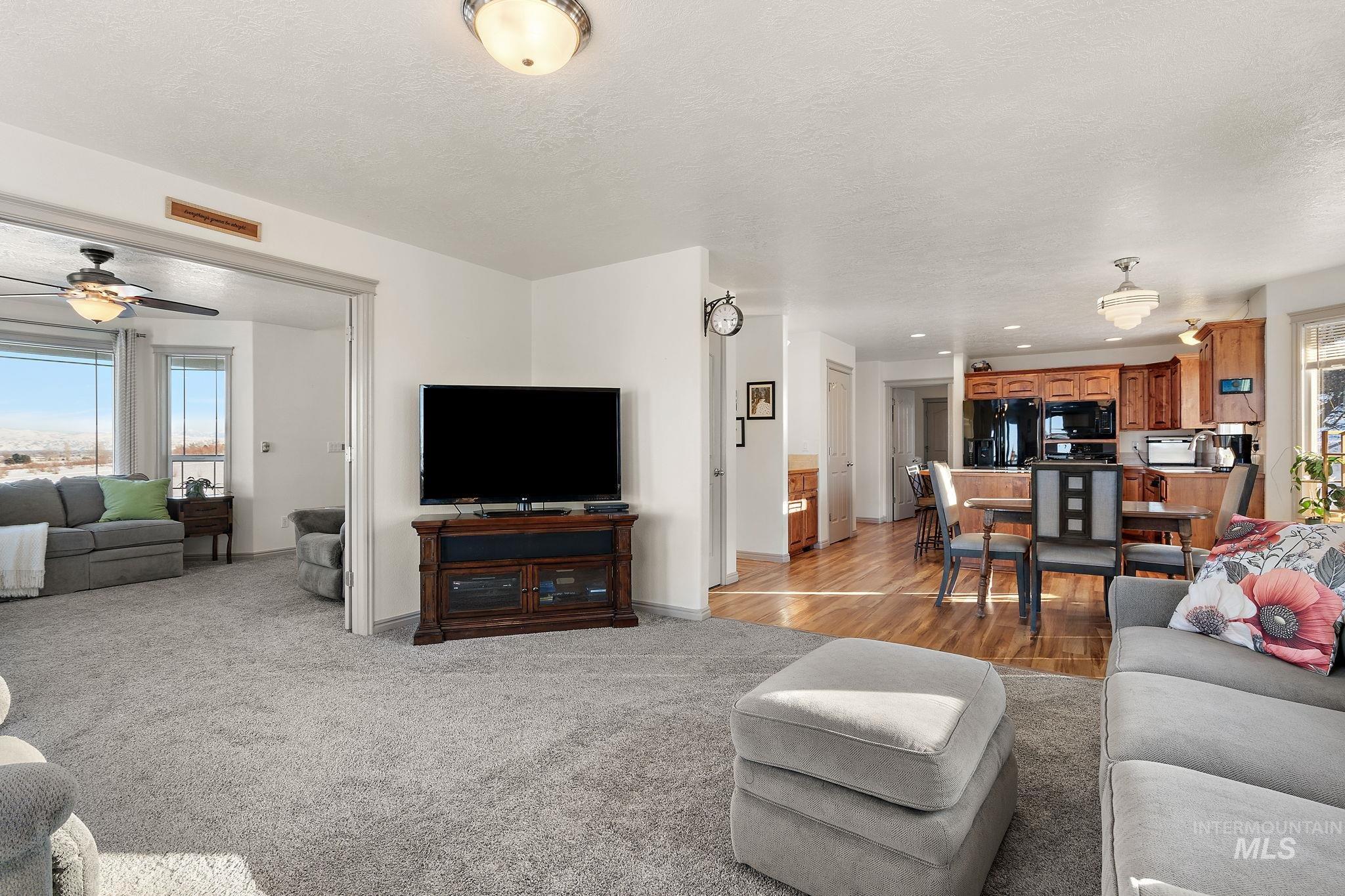 9731 Bill Burns Road Property Photo 13